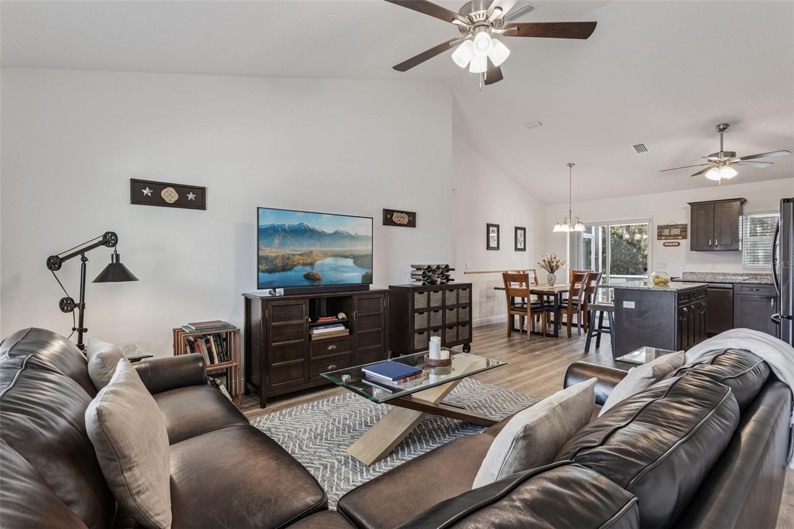 Image 6 of 44 For 1500 Homestead Point