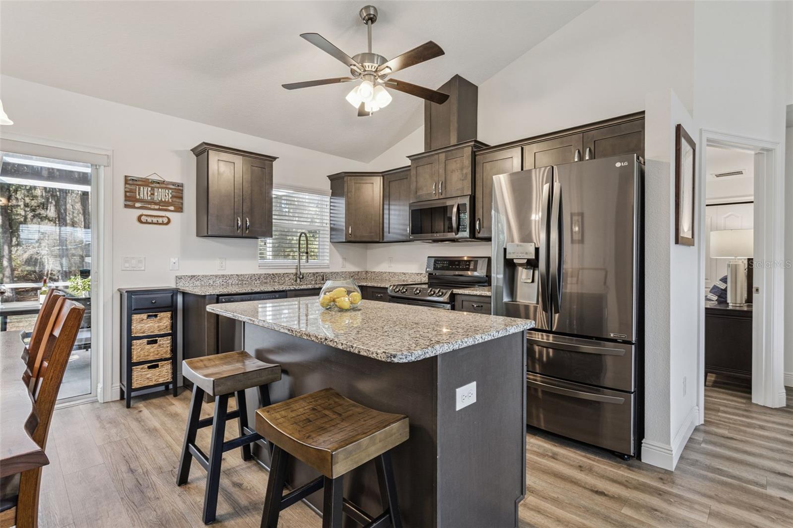 Image 9 of 44 For 1500 Homestead Point