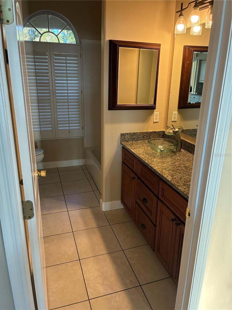 Image 14 of 29 For 41515 Silver Drive