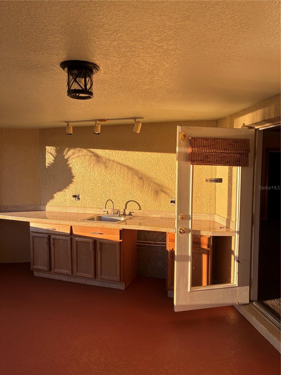 Image 23 of 29 For 41515 Silver Drive