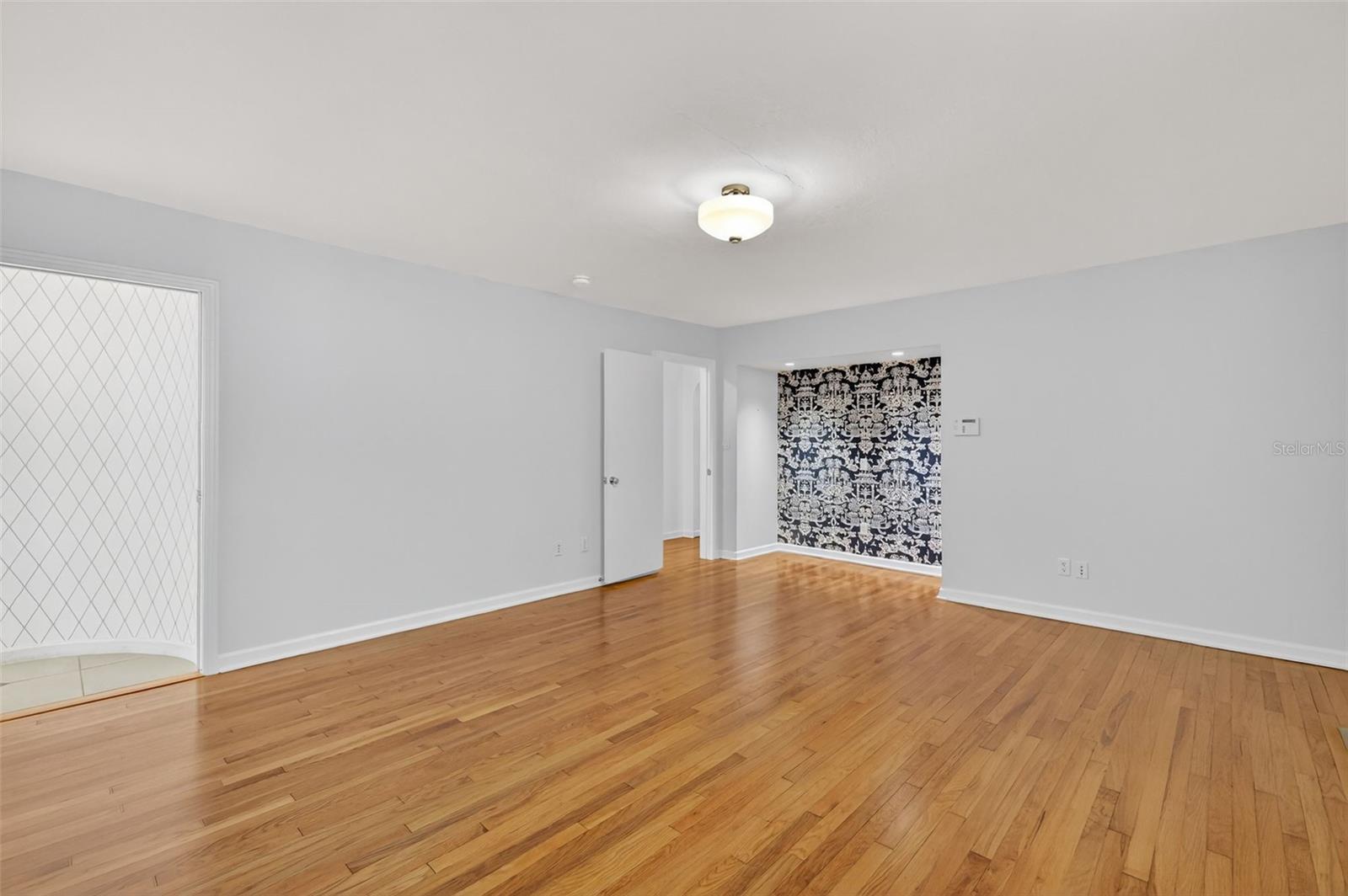 Image 18 of 57 For 9345 Silver Lake Drive