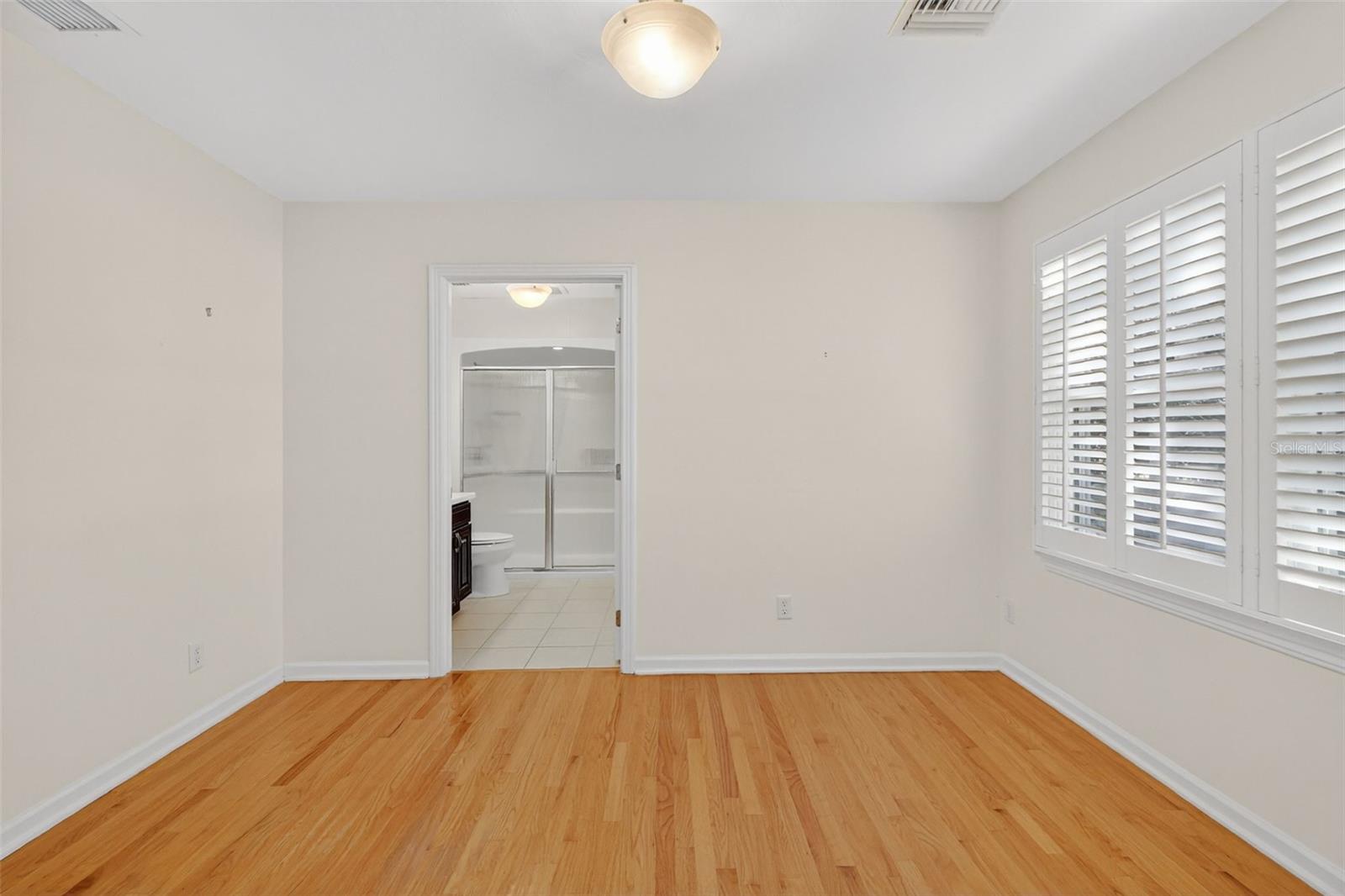 Image 28 of 57 For 9345 Silver Lake Drive