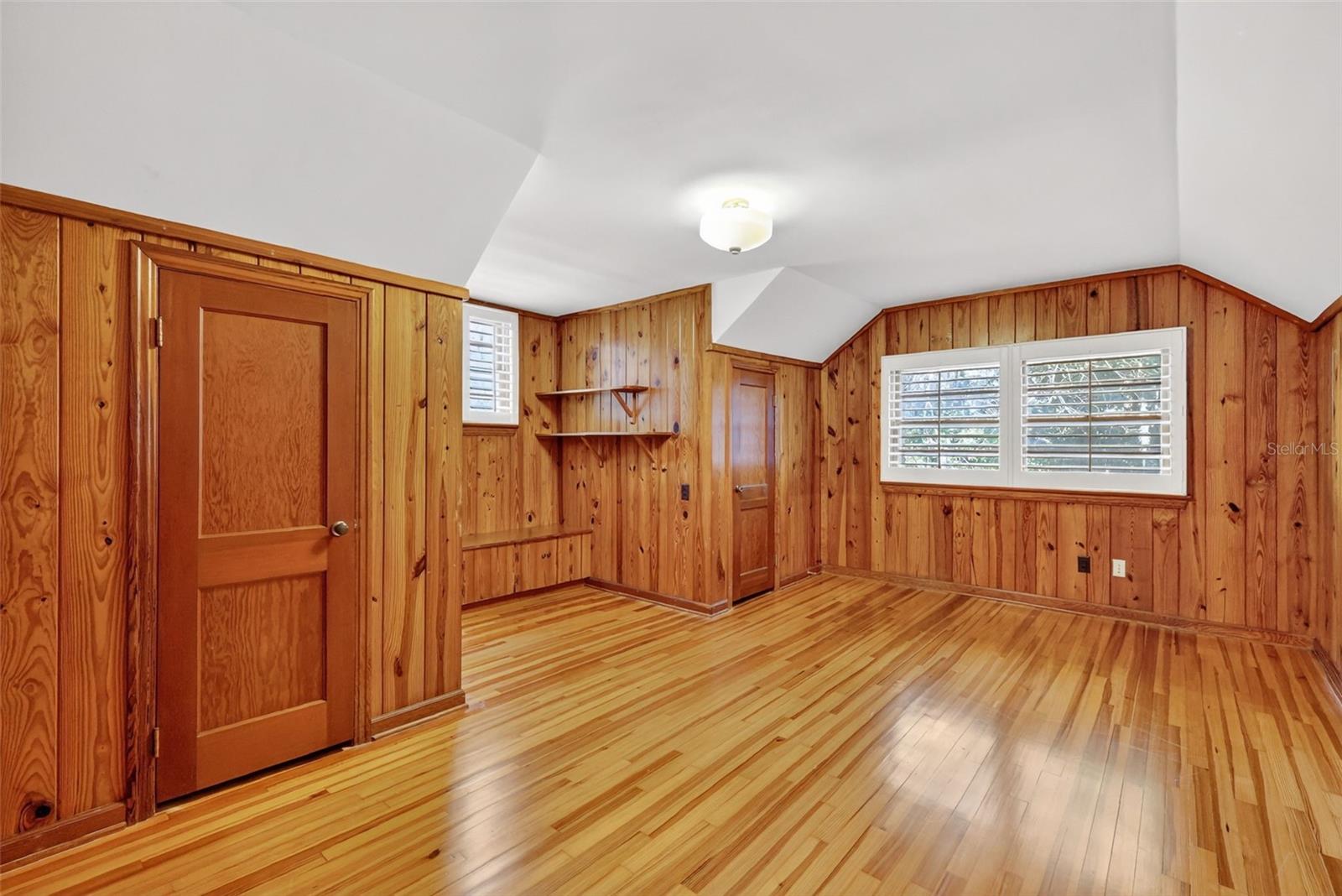 Image 38 of 57 For 9345 Silver Lake Drive