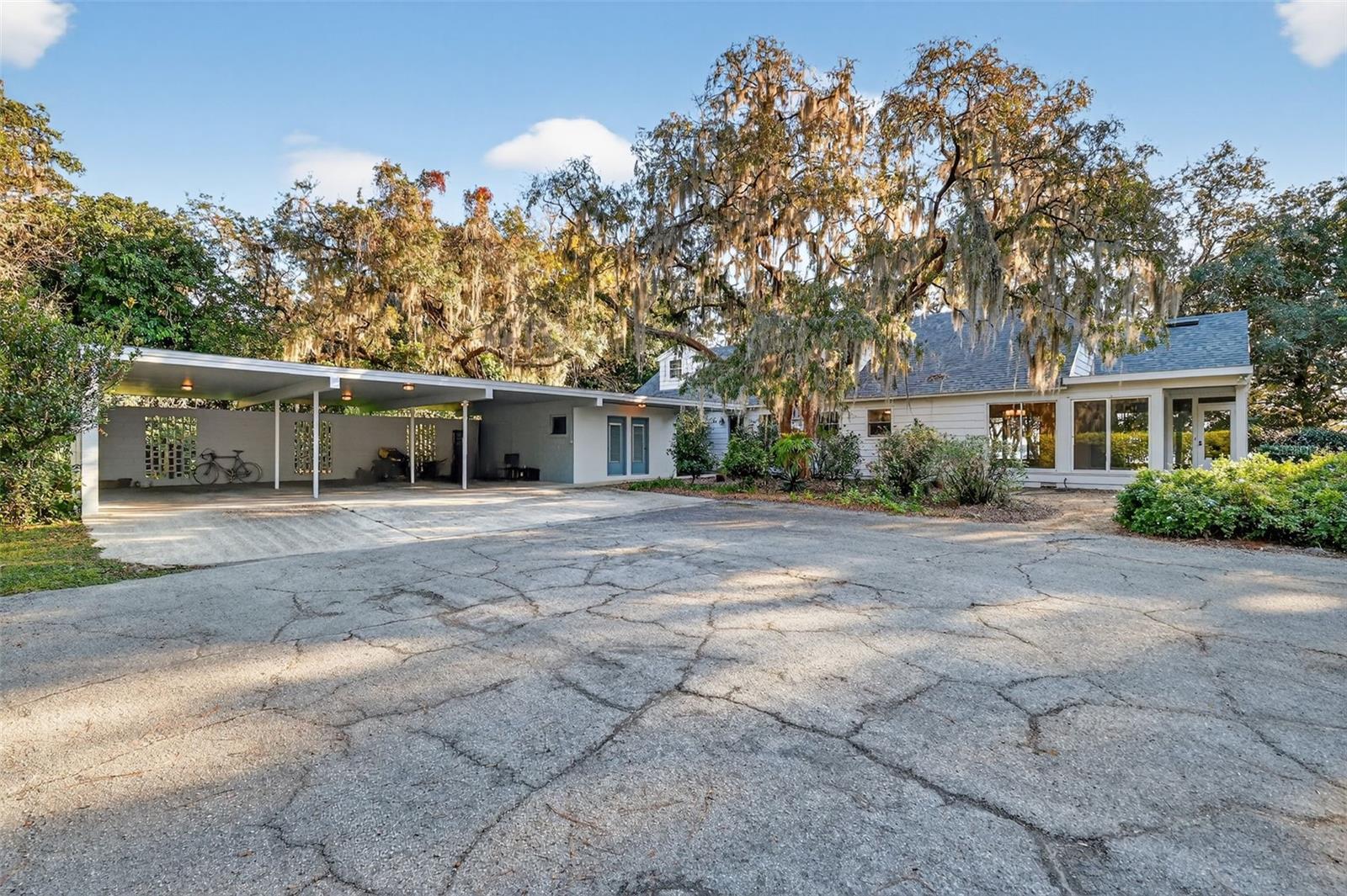 Image 5 of 57 For 9345 Silver Lake Drive