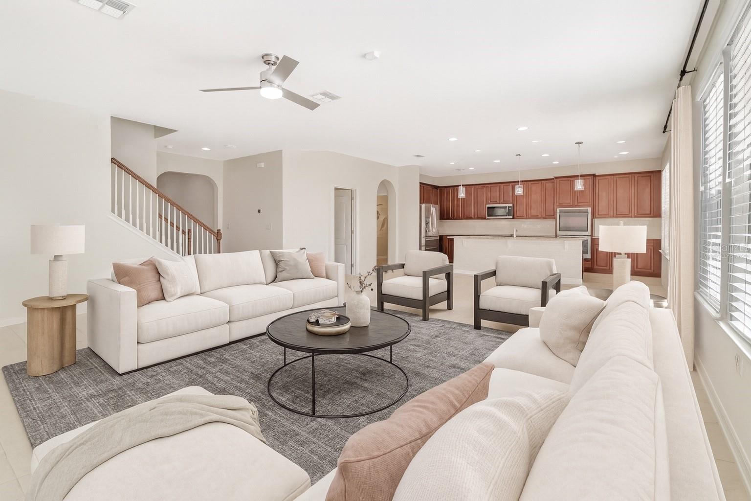 Image 24 of 75 For 1077 Fountain Coin Loop