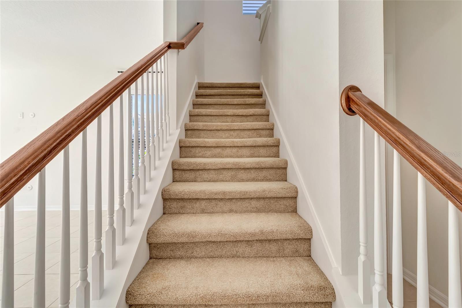 Image 26 of 75 For 1077 Fountain Coin Loop