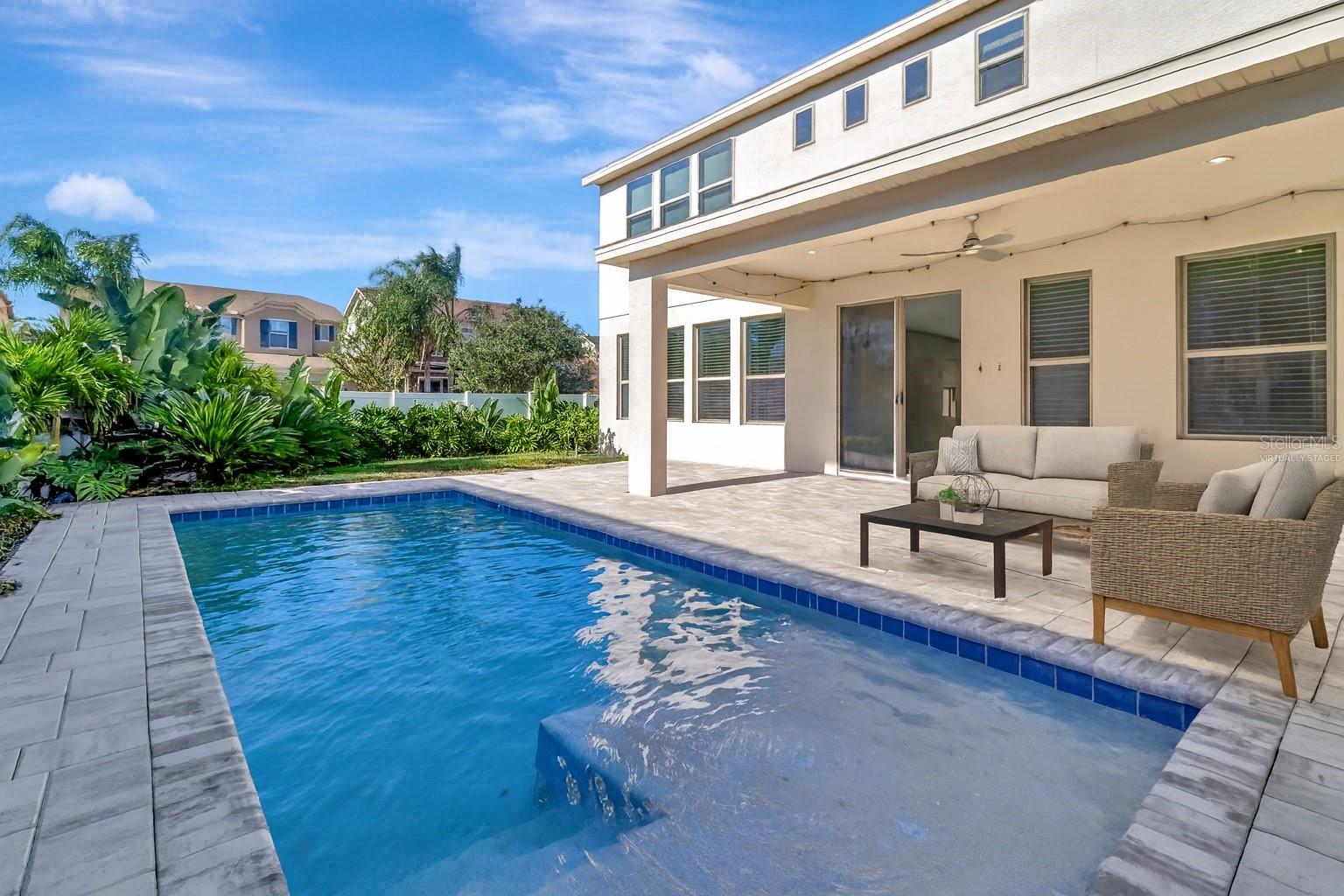 Image 56 of 75 For 1077 Fountain Coin Loop