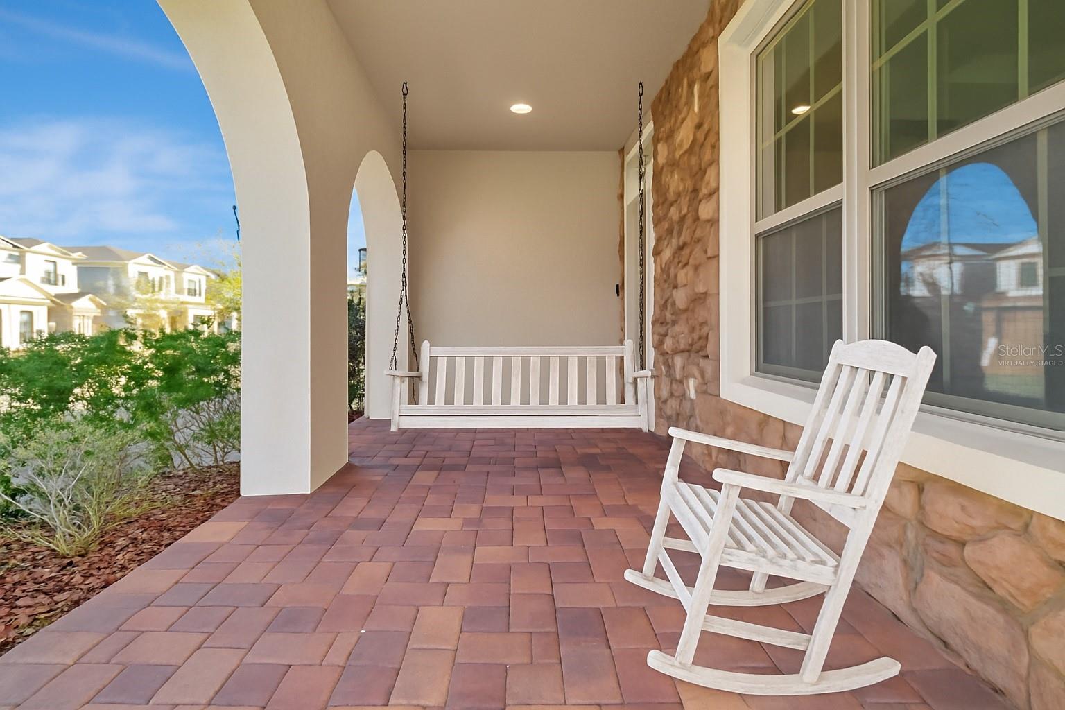 Image 8 of 75 For 1077 Fountain Coin Loop