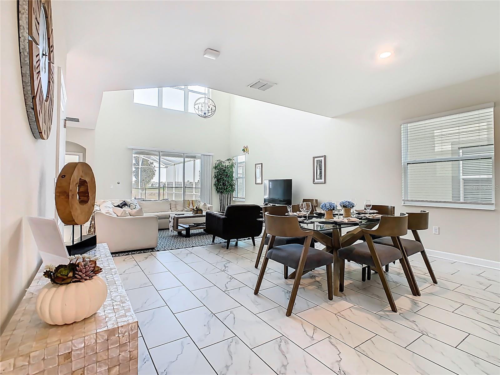 Image 4 of 40 For 651 Drop Shot Drive