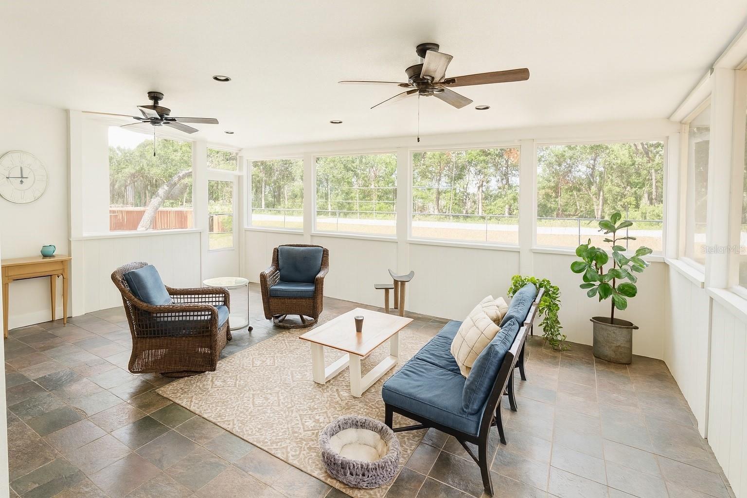 Image 24 of 39 For 21135 Peckham Avenue