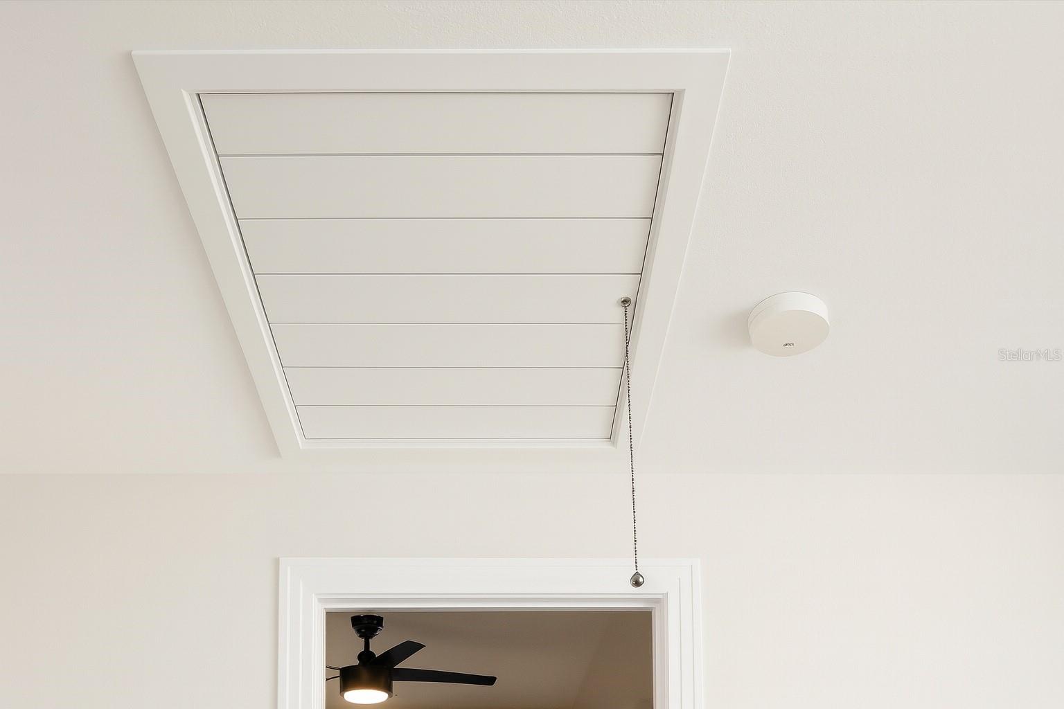 Image 27 of 39 For 21135 Peckham Avenue