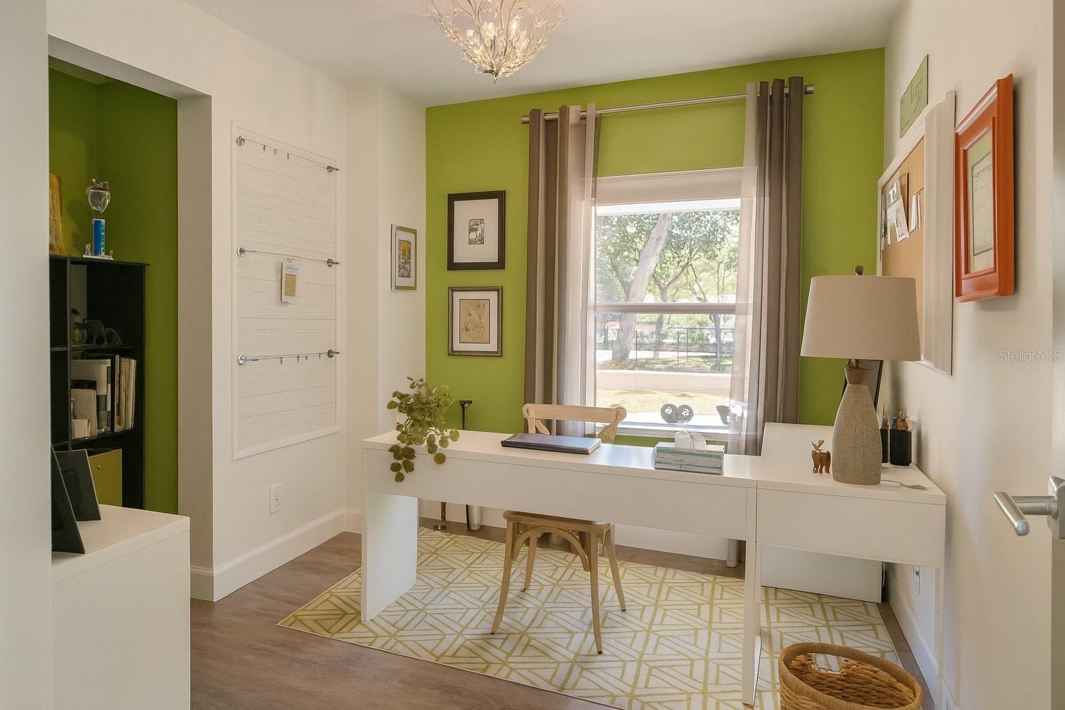 Image 9 of 39 For 21135 Peckham Avenue