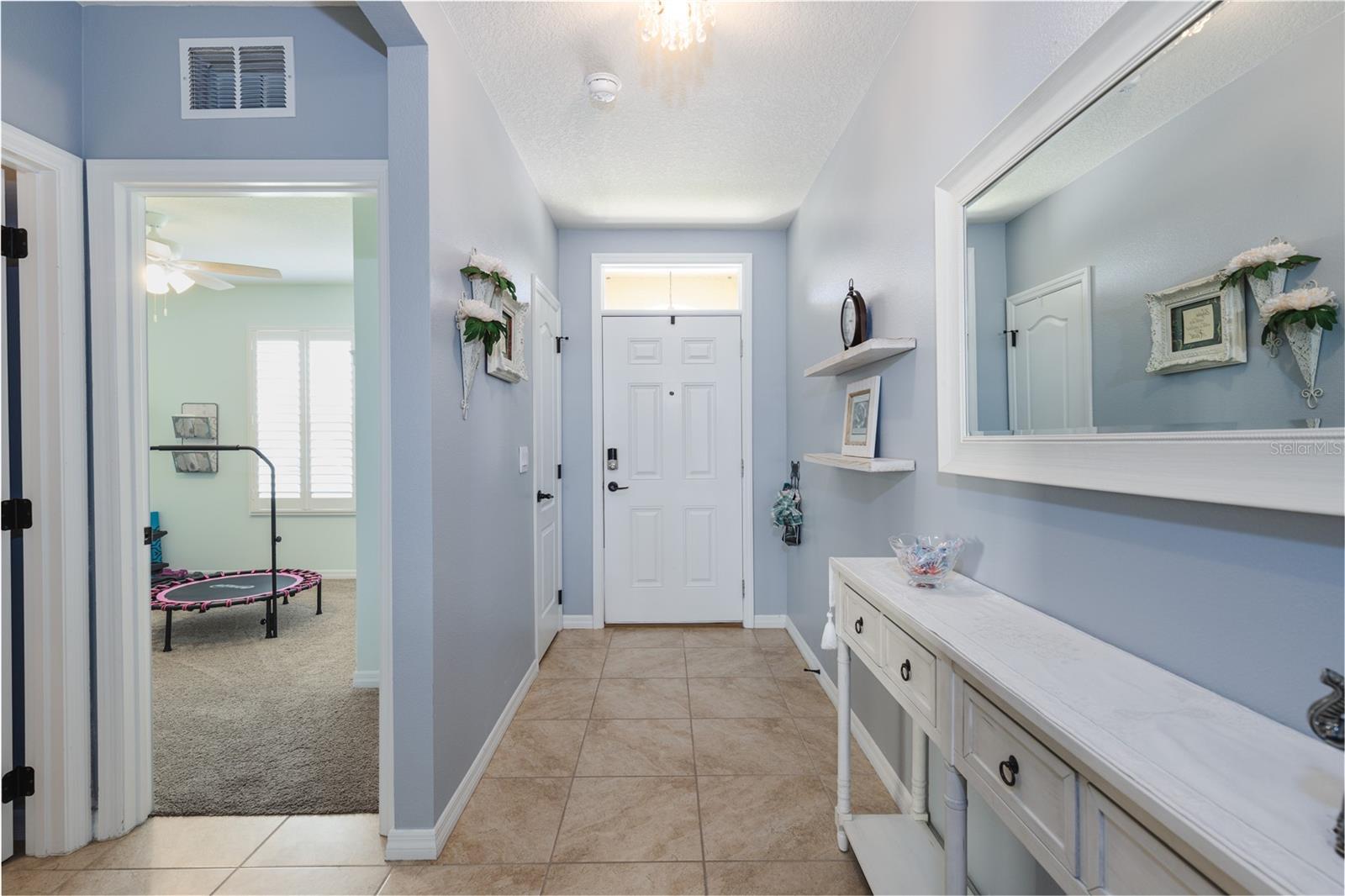 Image 9 of 40 For 2710 Lilyturf Court