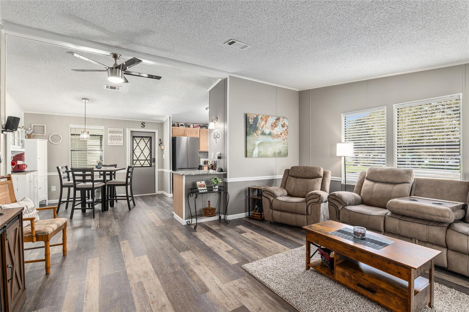 Image 13 of 39 For 1727 Hilton Head Boulevard