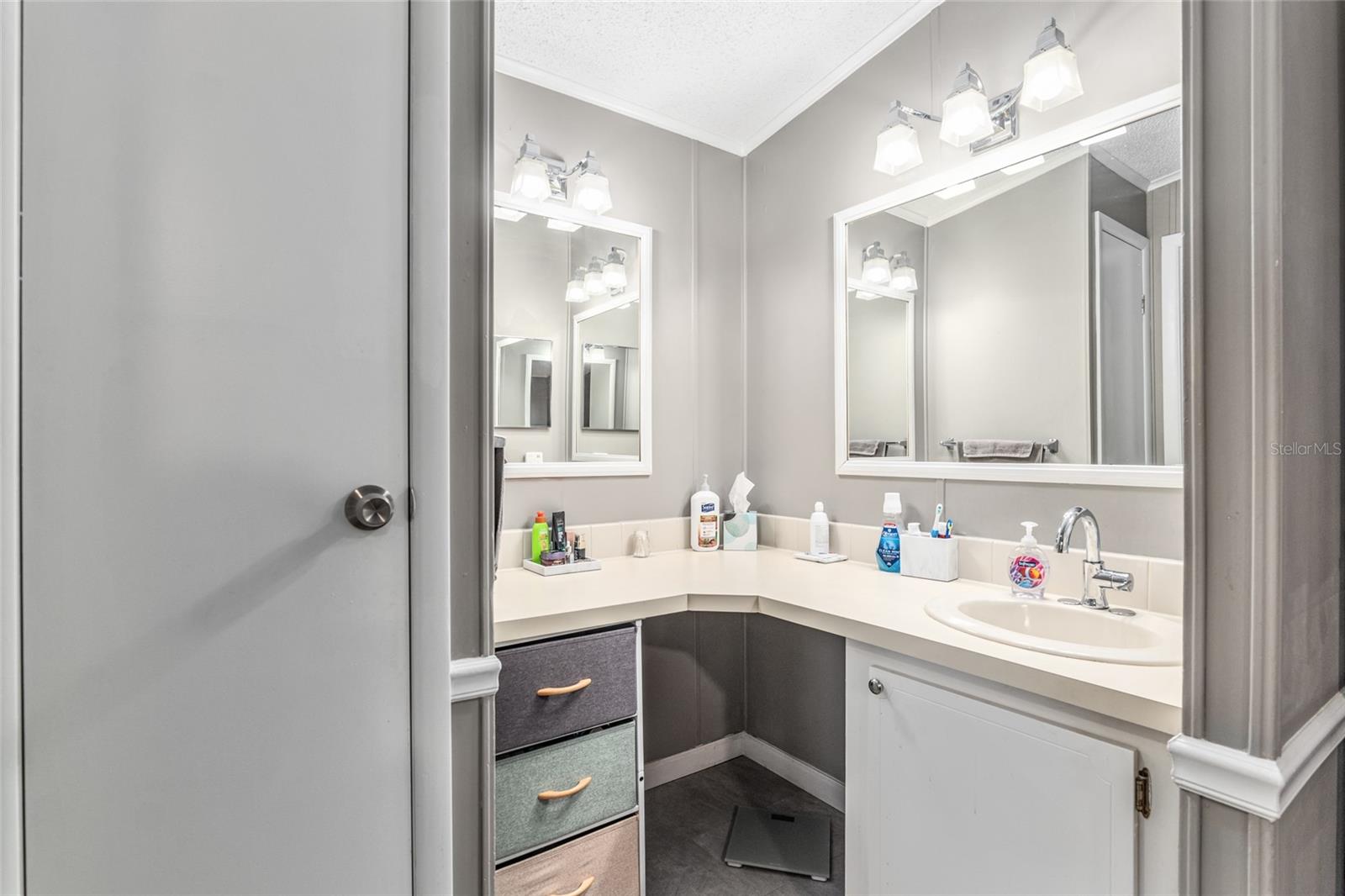 Image 21 of 39 For 1727 Hilton Head Boulevard