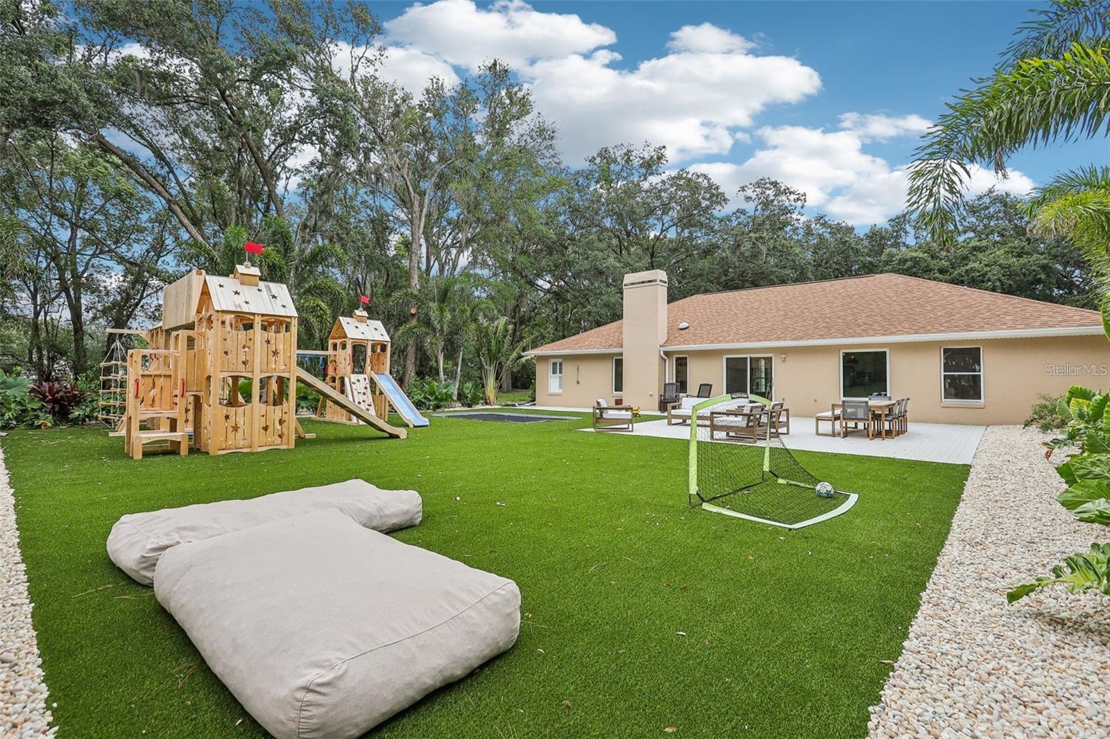 Image 6 of 39 For 33943 Lake Joanna Drive