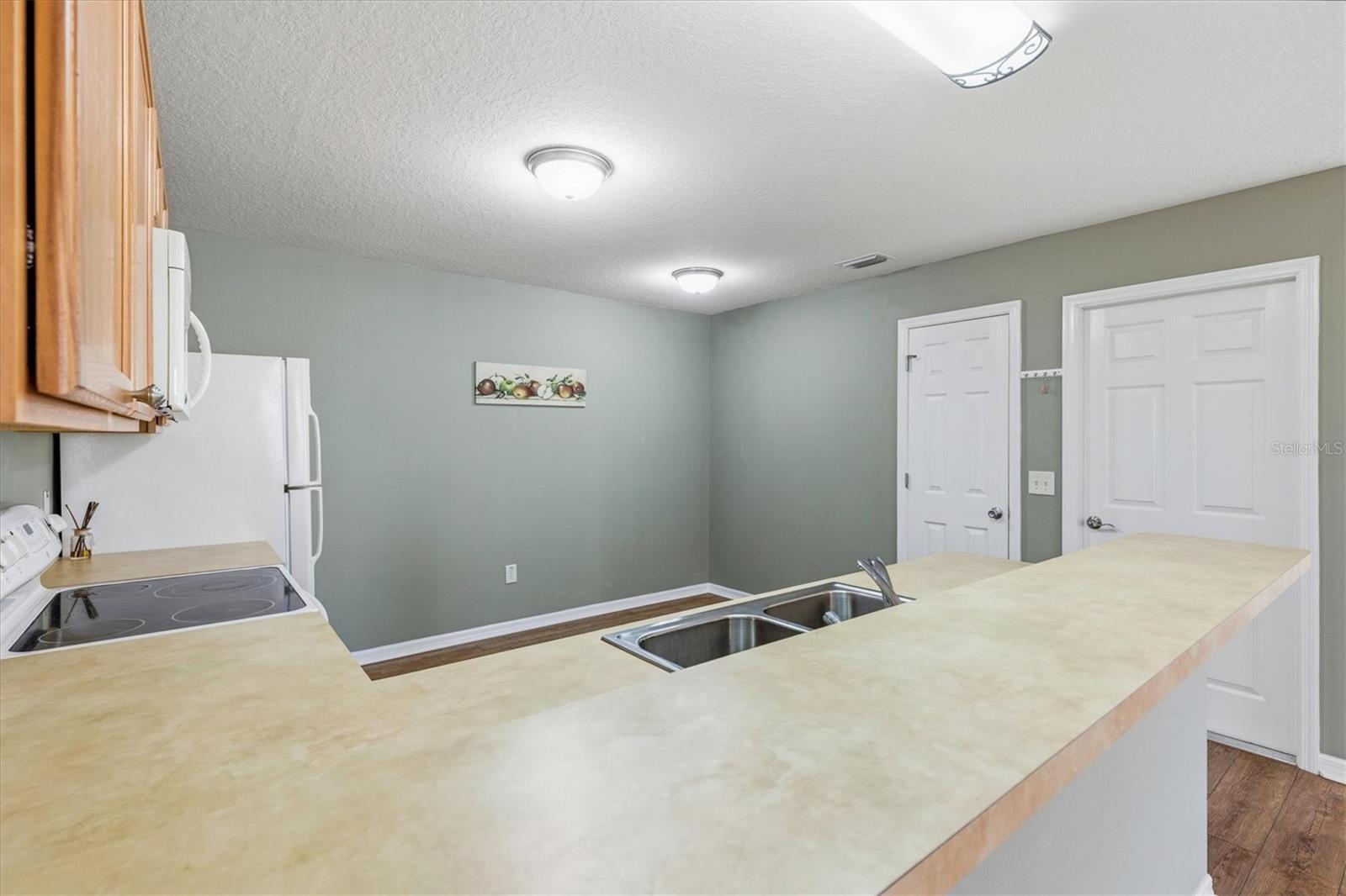 Image 13 of 34 For 2136 Kerwood Loop