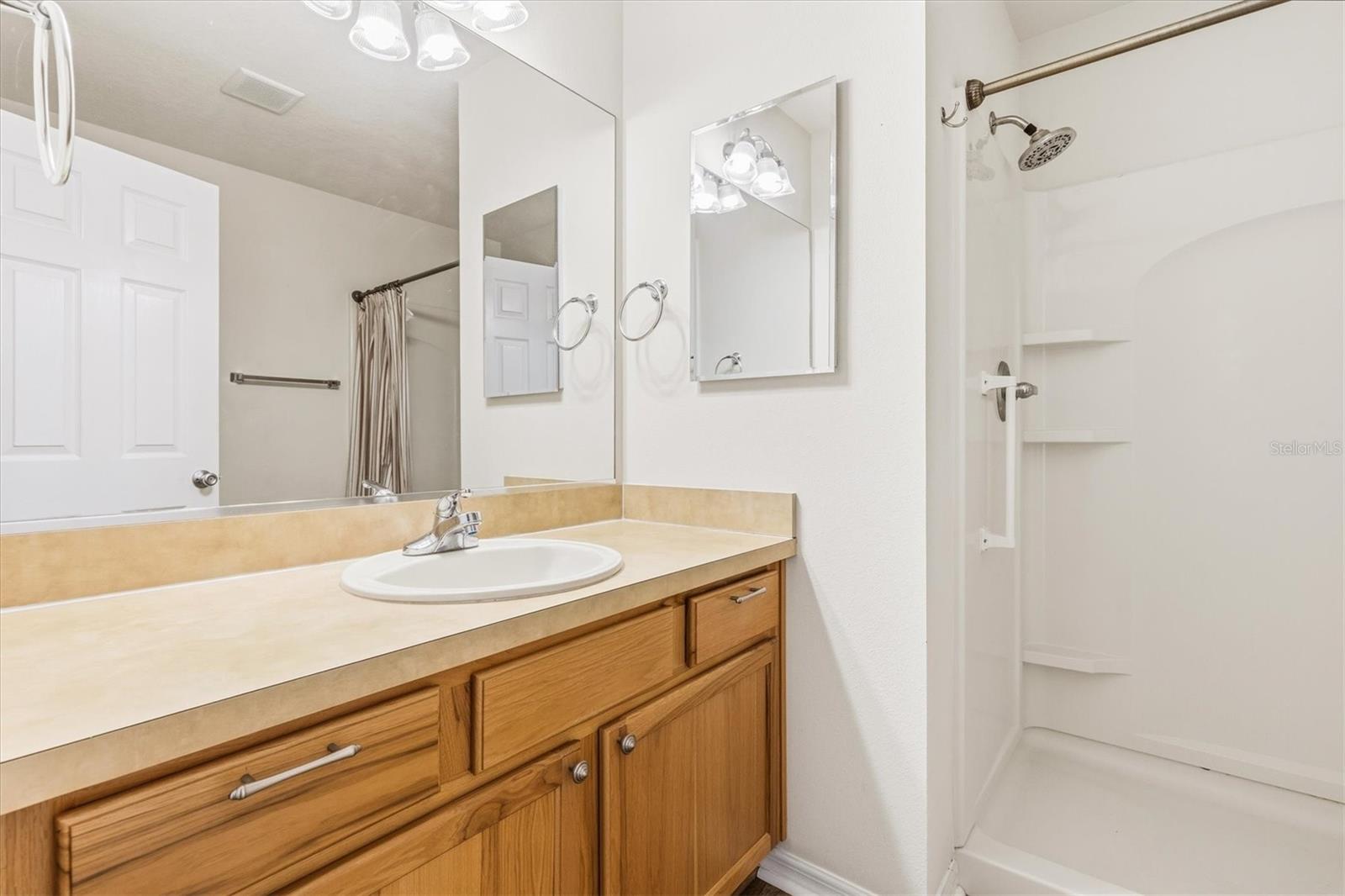 Image 16 of 34 For 2136 Kerwood Loop