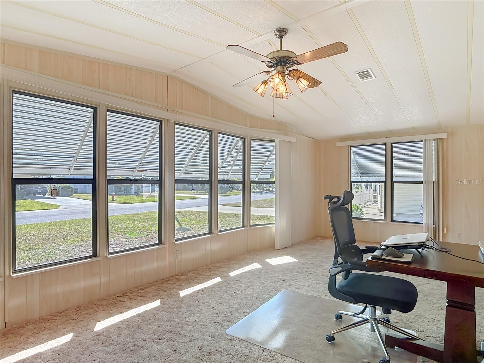 Image 19 of 43 For 1441 Apache Circle