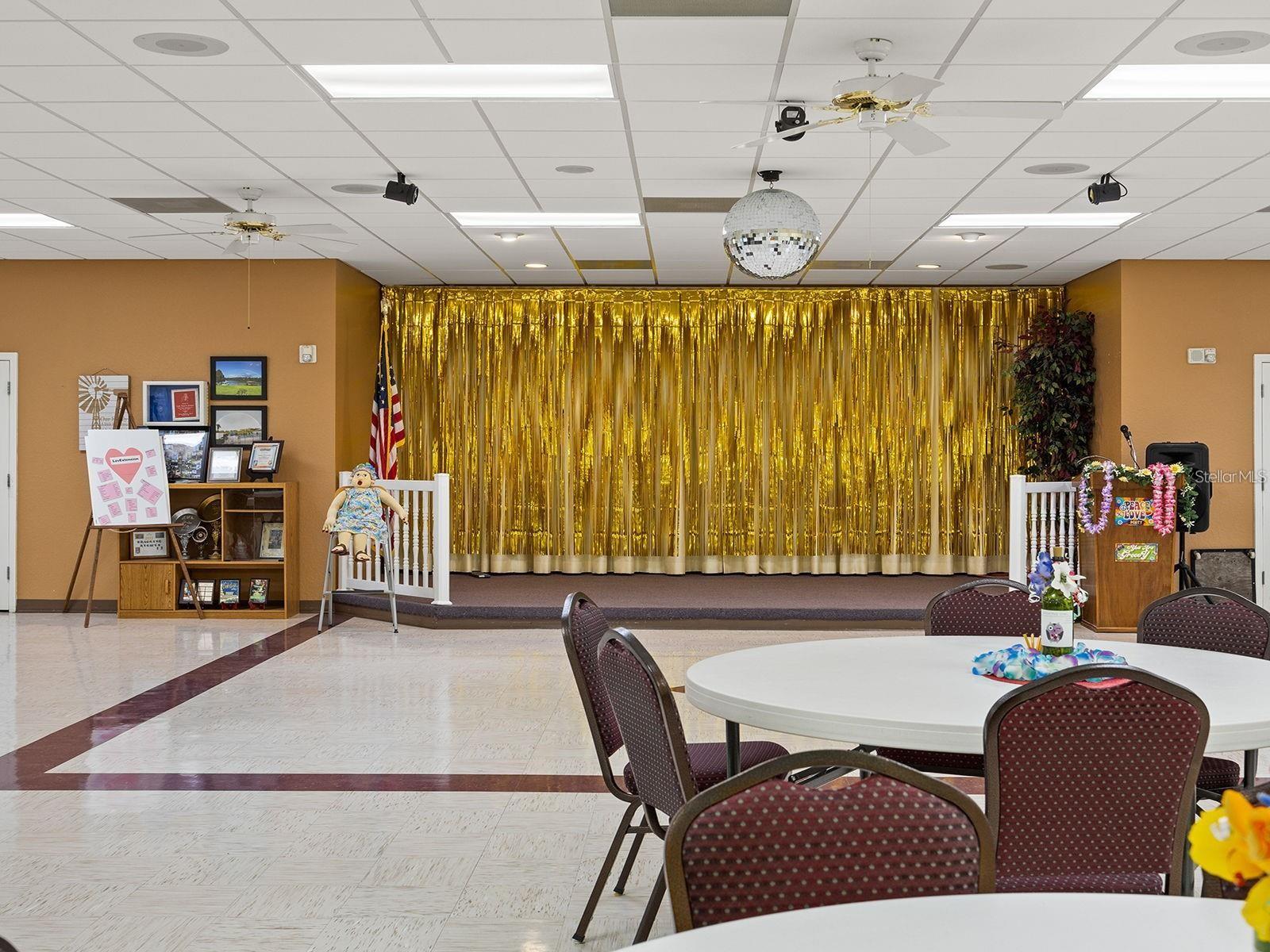 Image 33 of 43 For 1441 Apache Circle