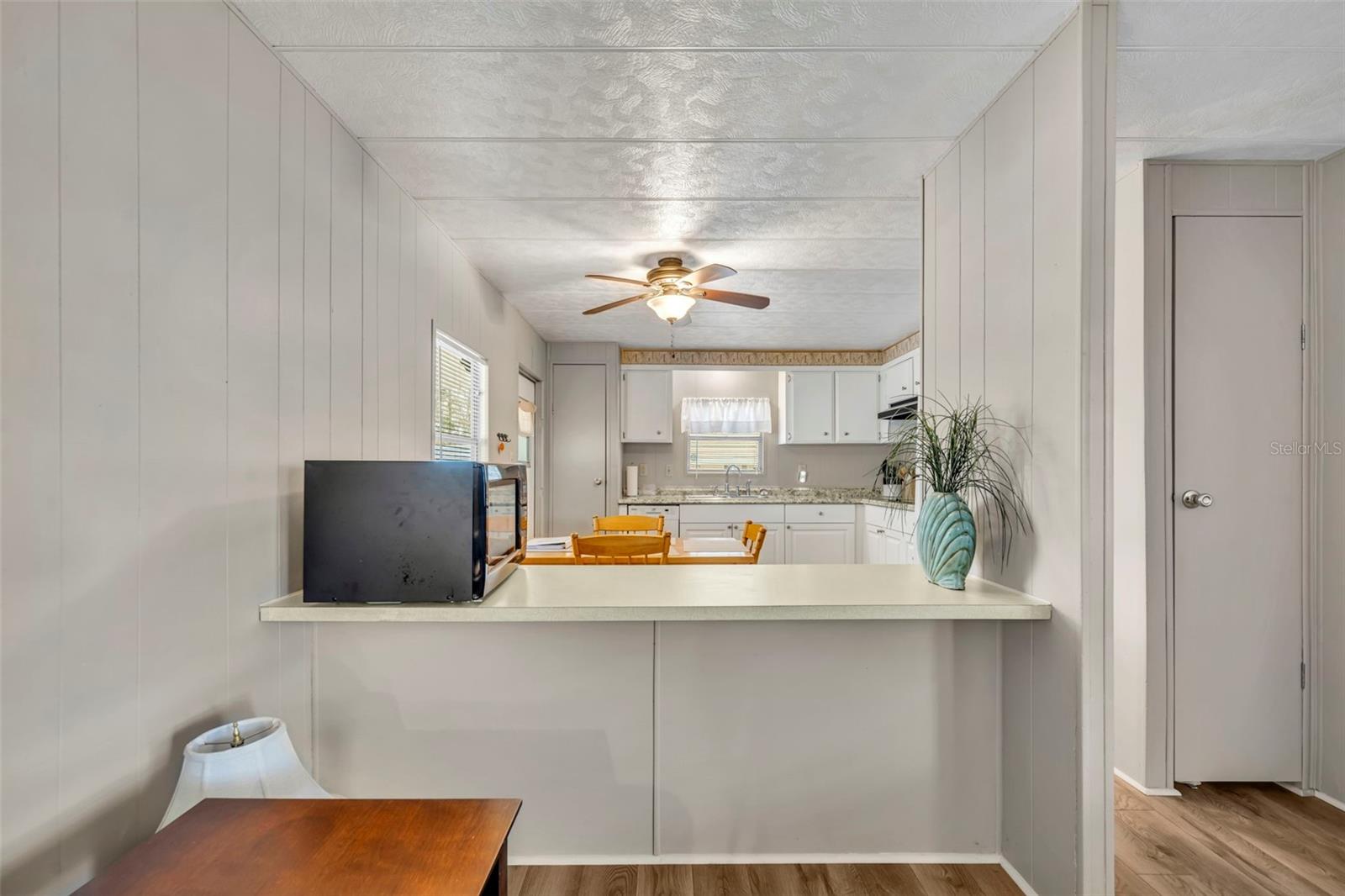 Image 10 of 44 For 11 Hawaiian Way