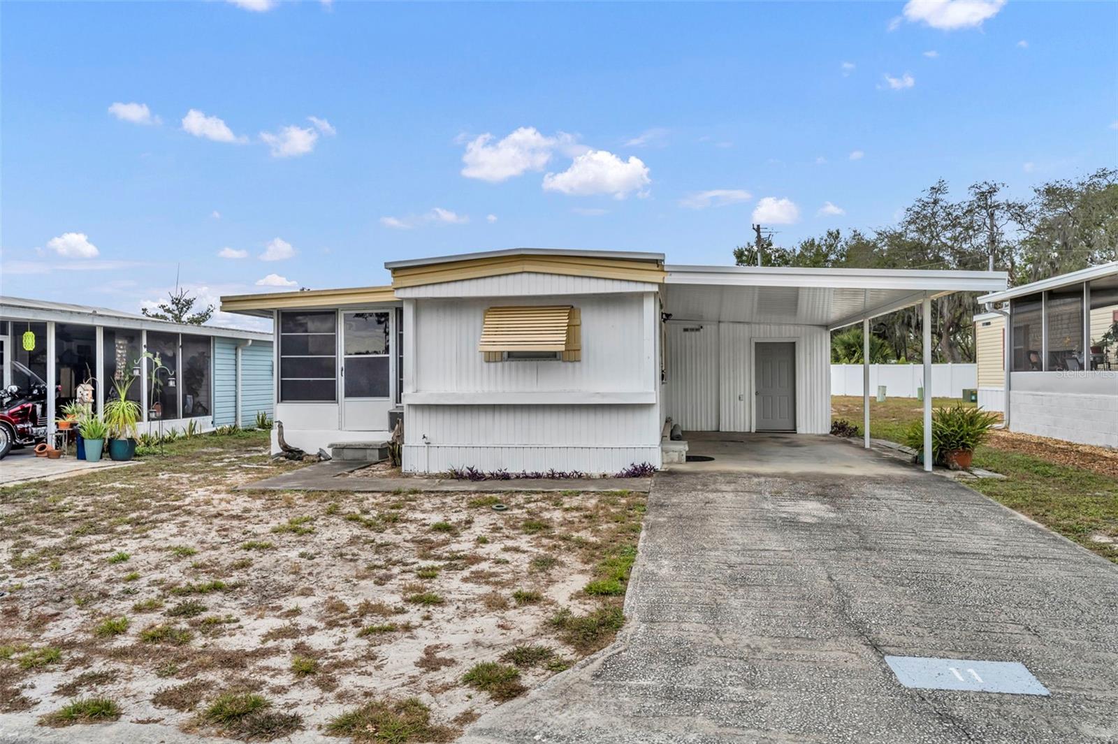 Image 3 of 44 For 11 Hawaiian Way