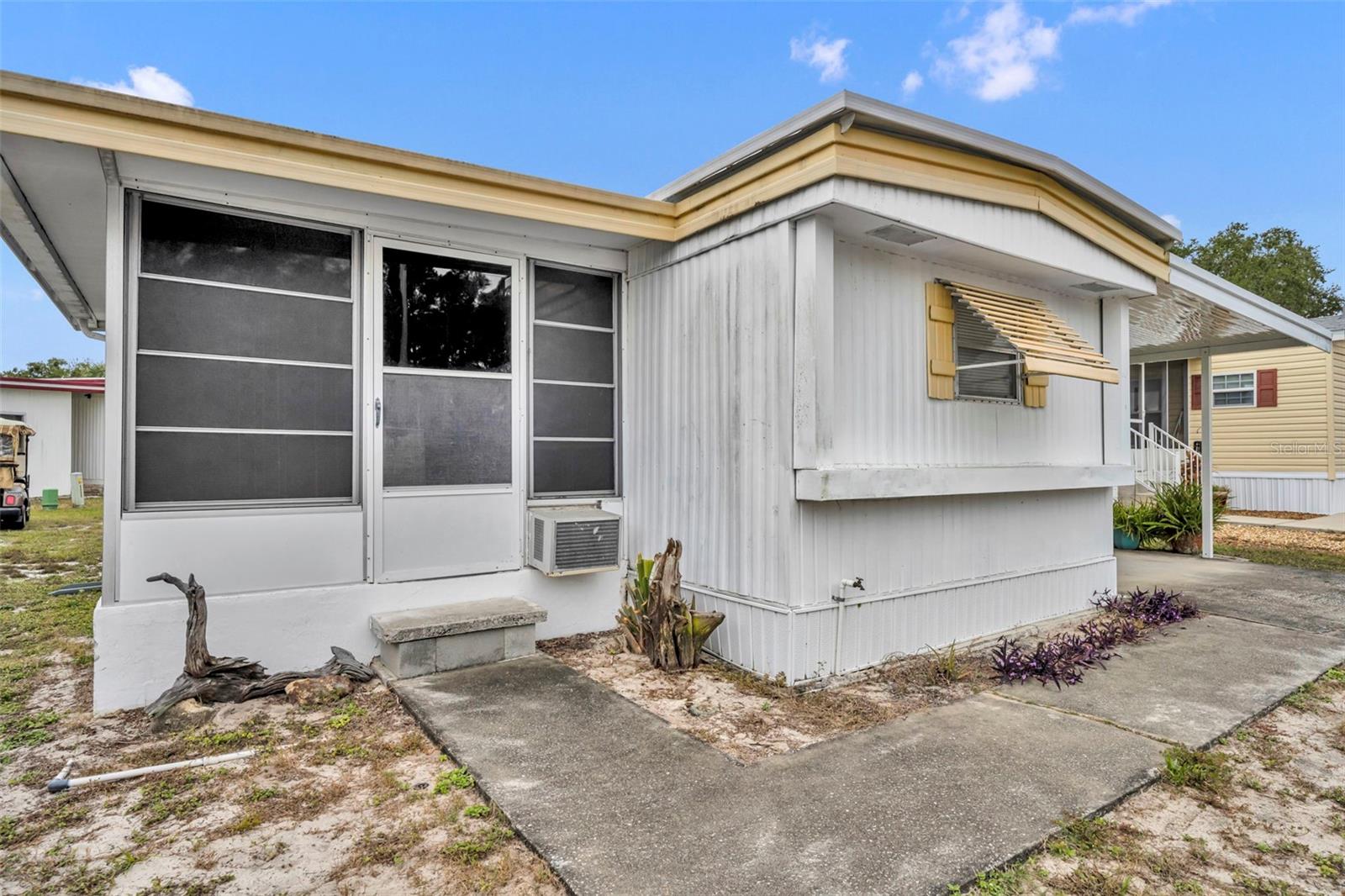 Image 5 of 44 For 11 Hawaiian Way