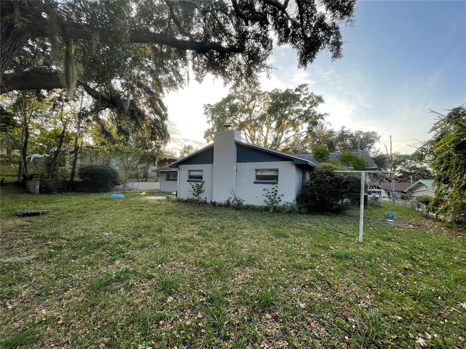 Image 10 of 15 For 627 Anderson Street