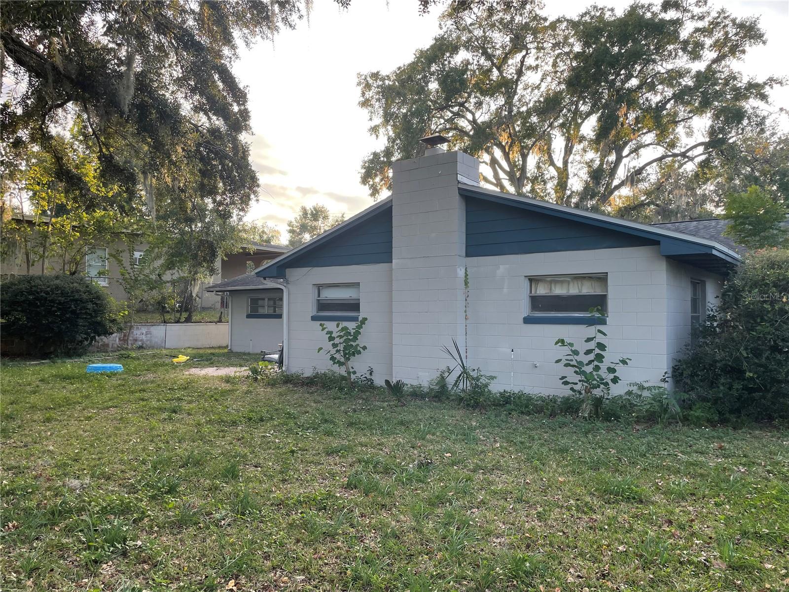 Image 11 of 15 For 627 Anderson Street