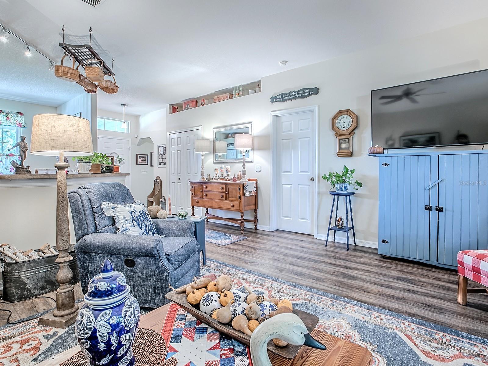 Image 13 of 40 For 926 Dekleva Drive