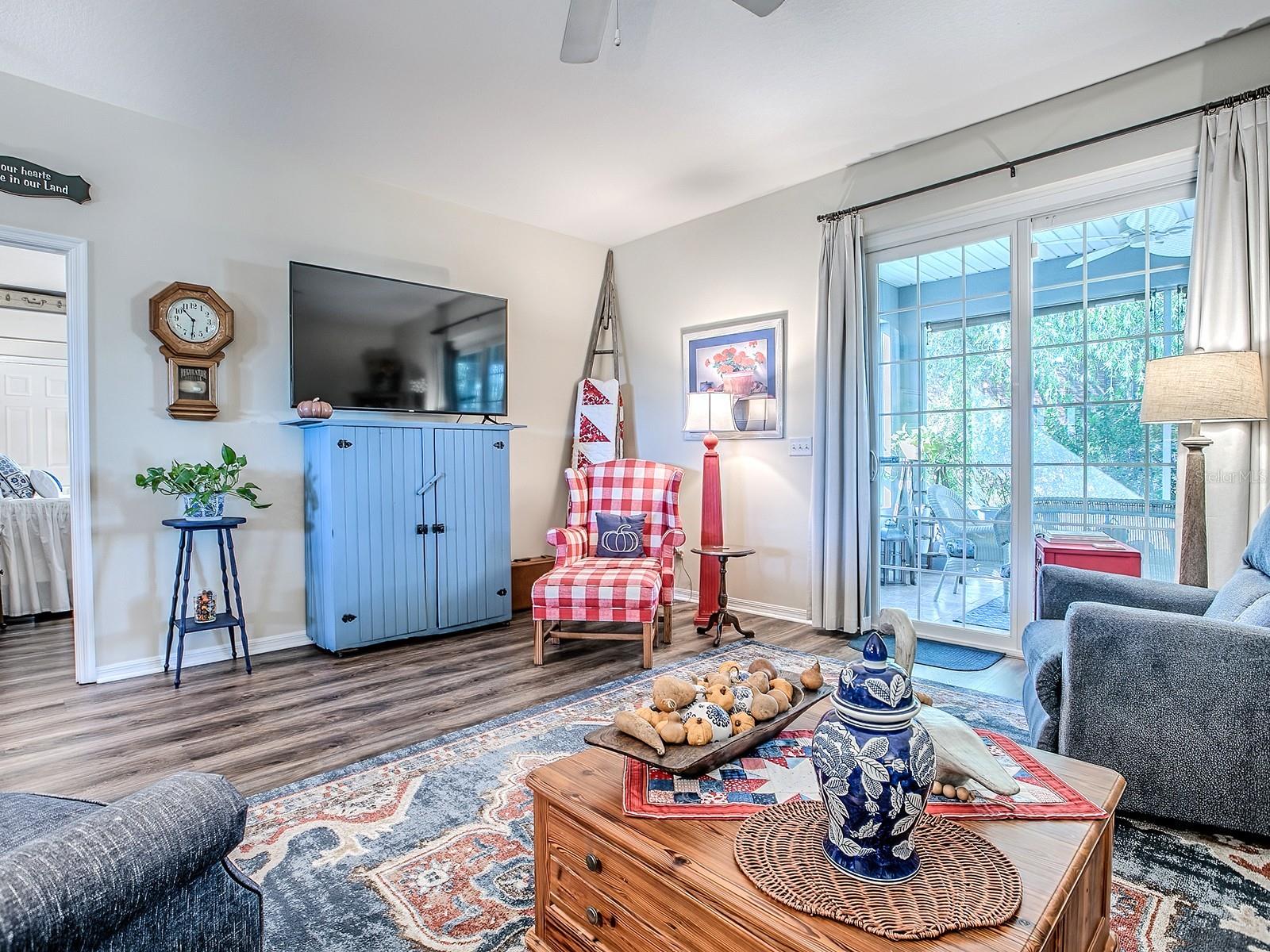 Image 14 of 40 For 926 Dekleva Drive