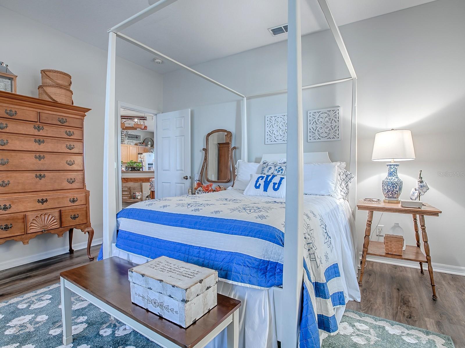 Image 18 of 40 For 926 Dekleva Drive