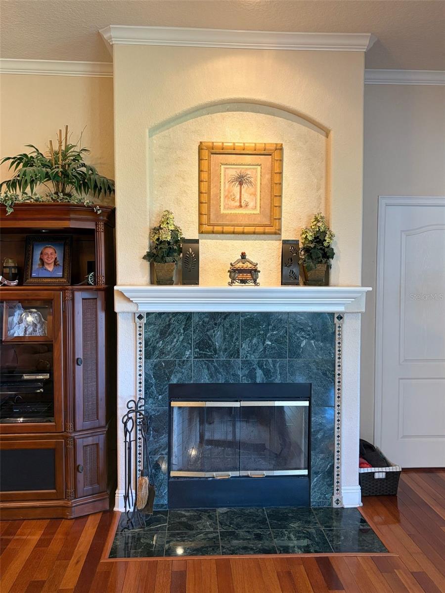 Image 11 of 45 For 1601 Lake Villa Drive