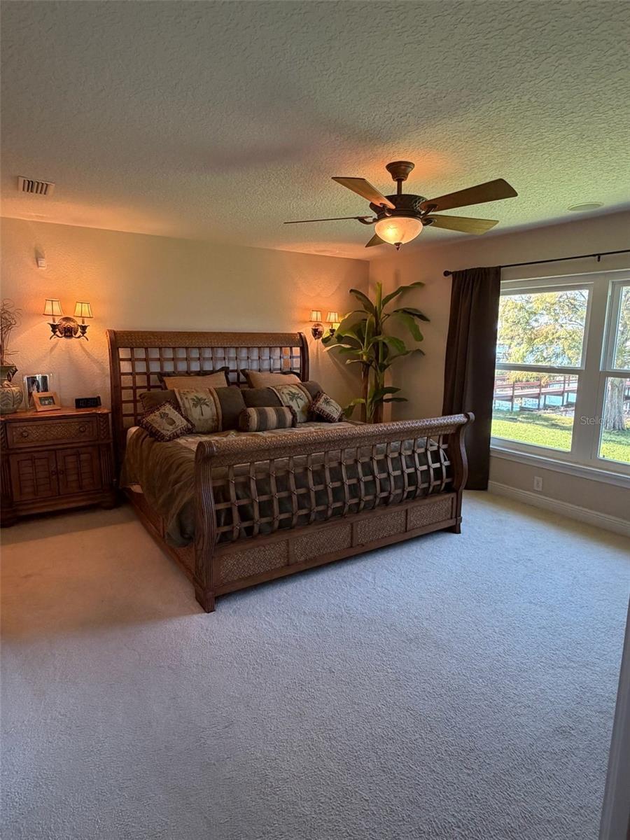 Image 21 of 45 For 1601 Lake Villa Drive