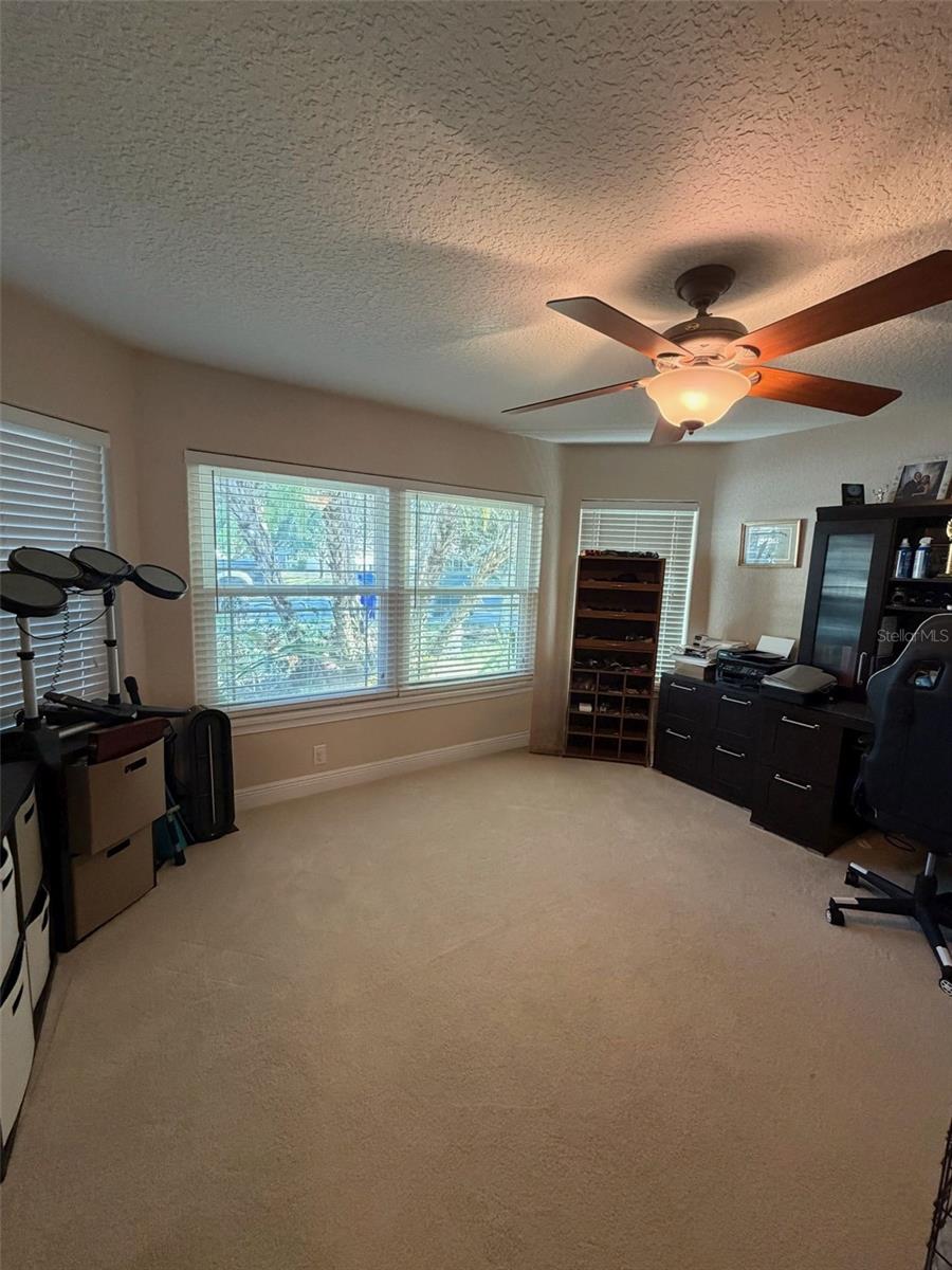 Image 32 of 45 For 1601 Lake Villa Drive