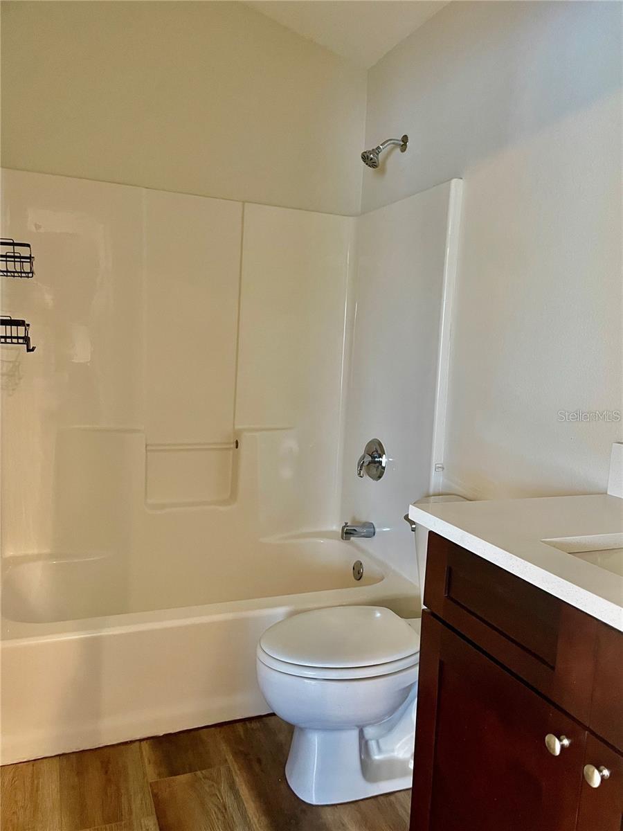 Image 13 of 16 For 445 Desoto Street