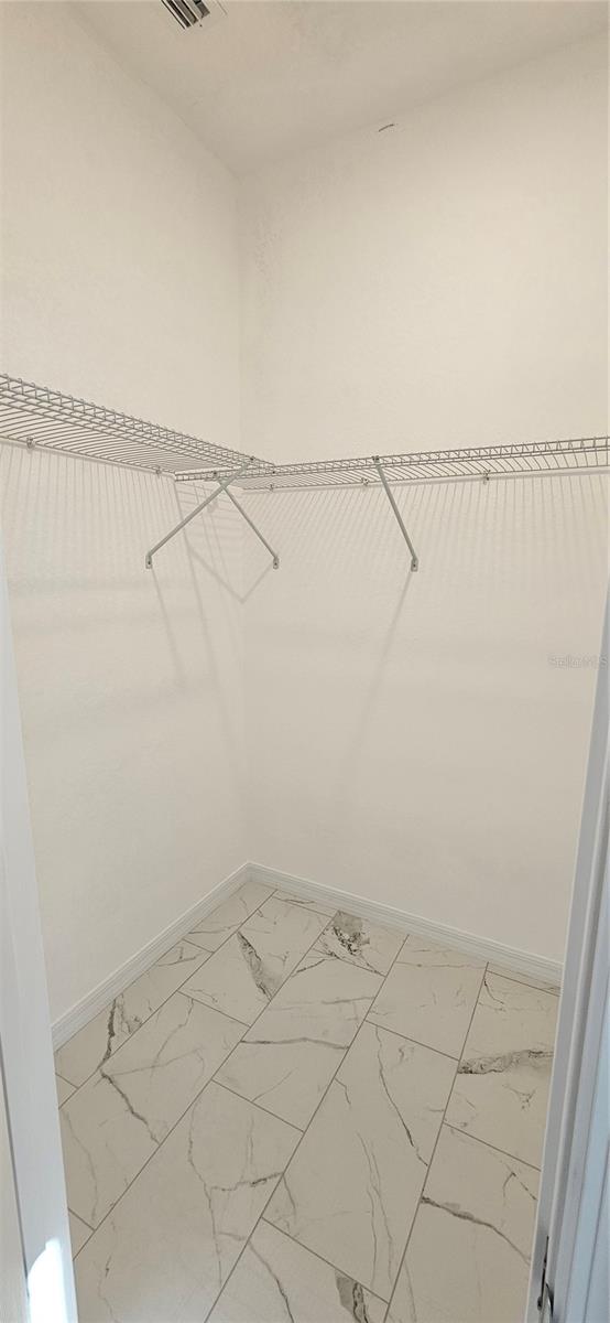 Image 20 of 36 For 17271 Peggy Avenue