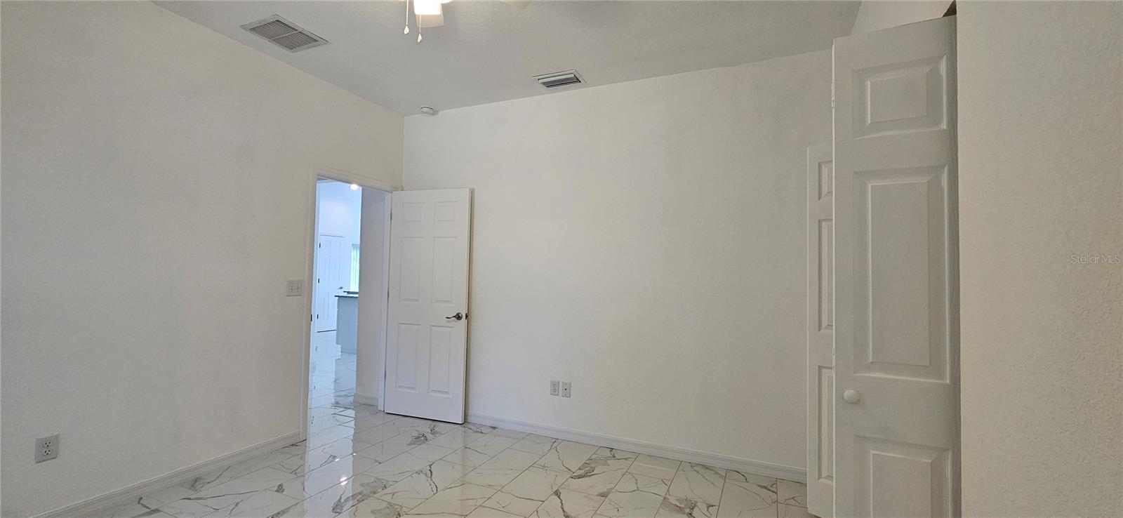 Image 27 of 36 For 17271 Peggy Avenue