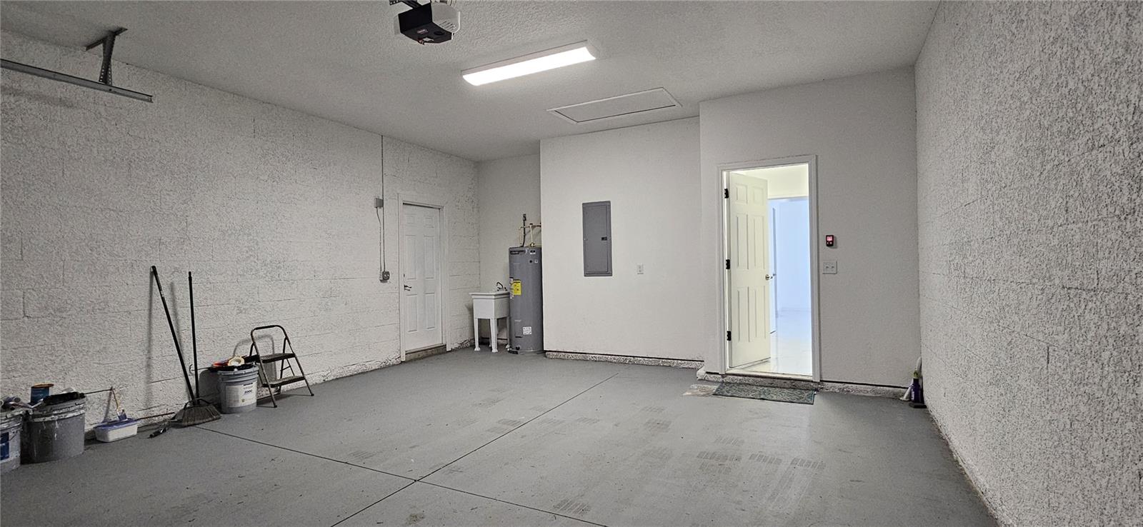 Image 30 of 36 For 17271 Peggy Avenue