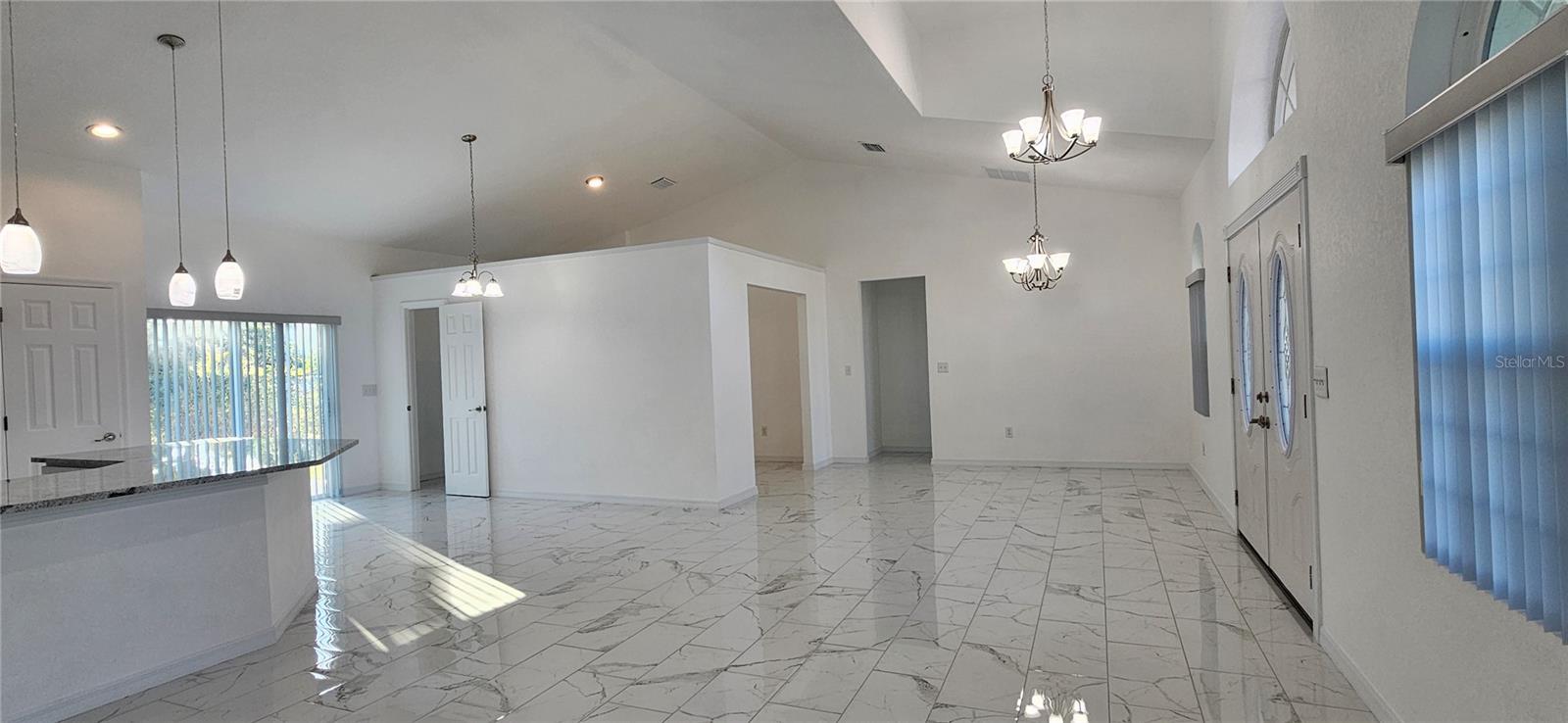 Image 9 of 36 For 17271 Peggy Avenue