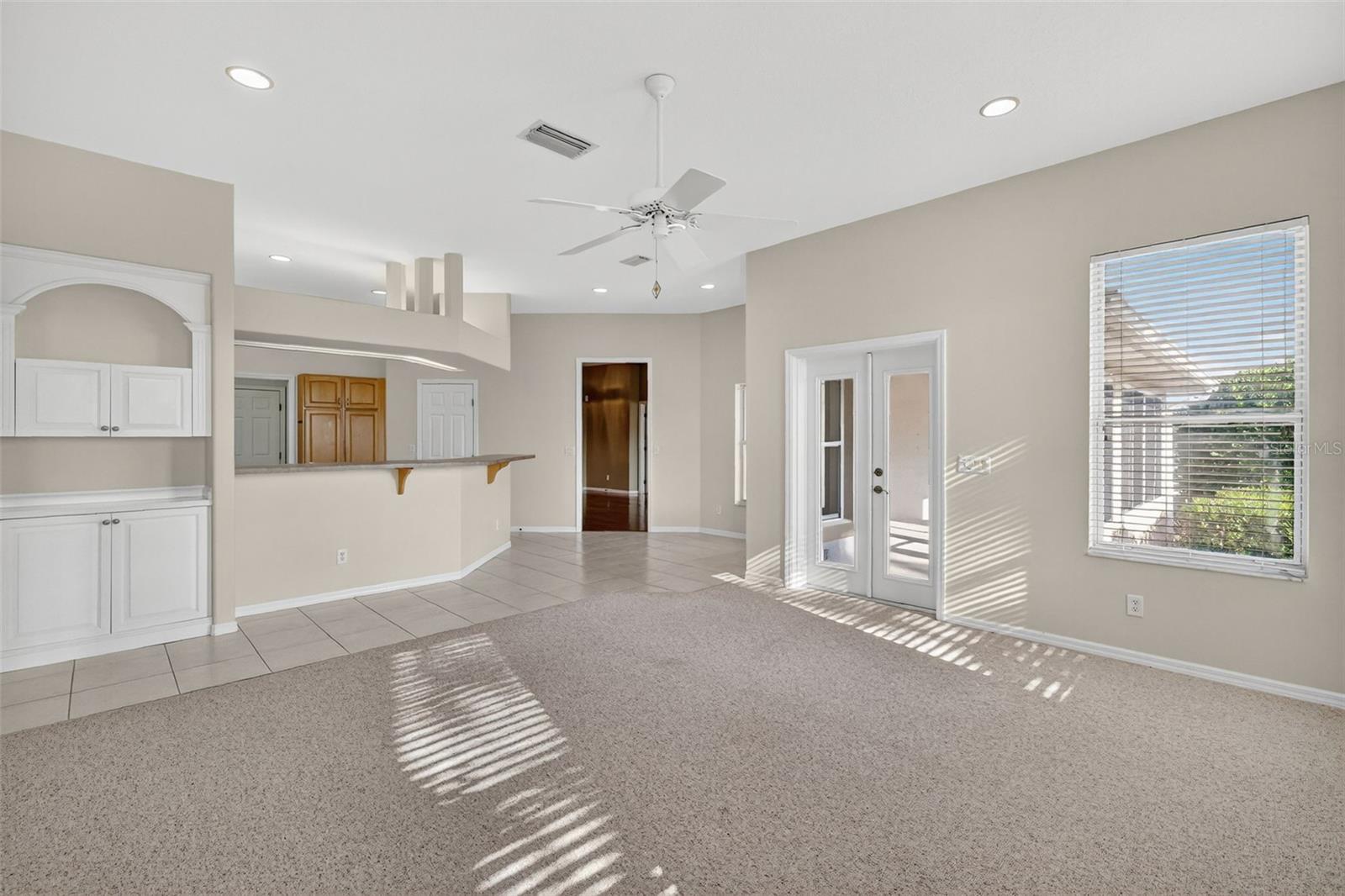 Image 19 of 46 For 5524 Saddleback Court