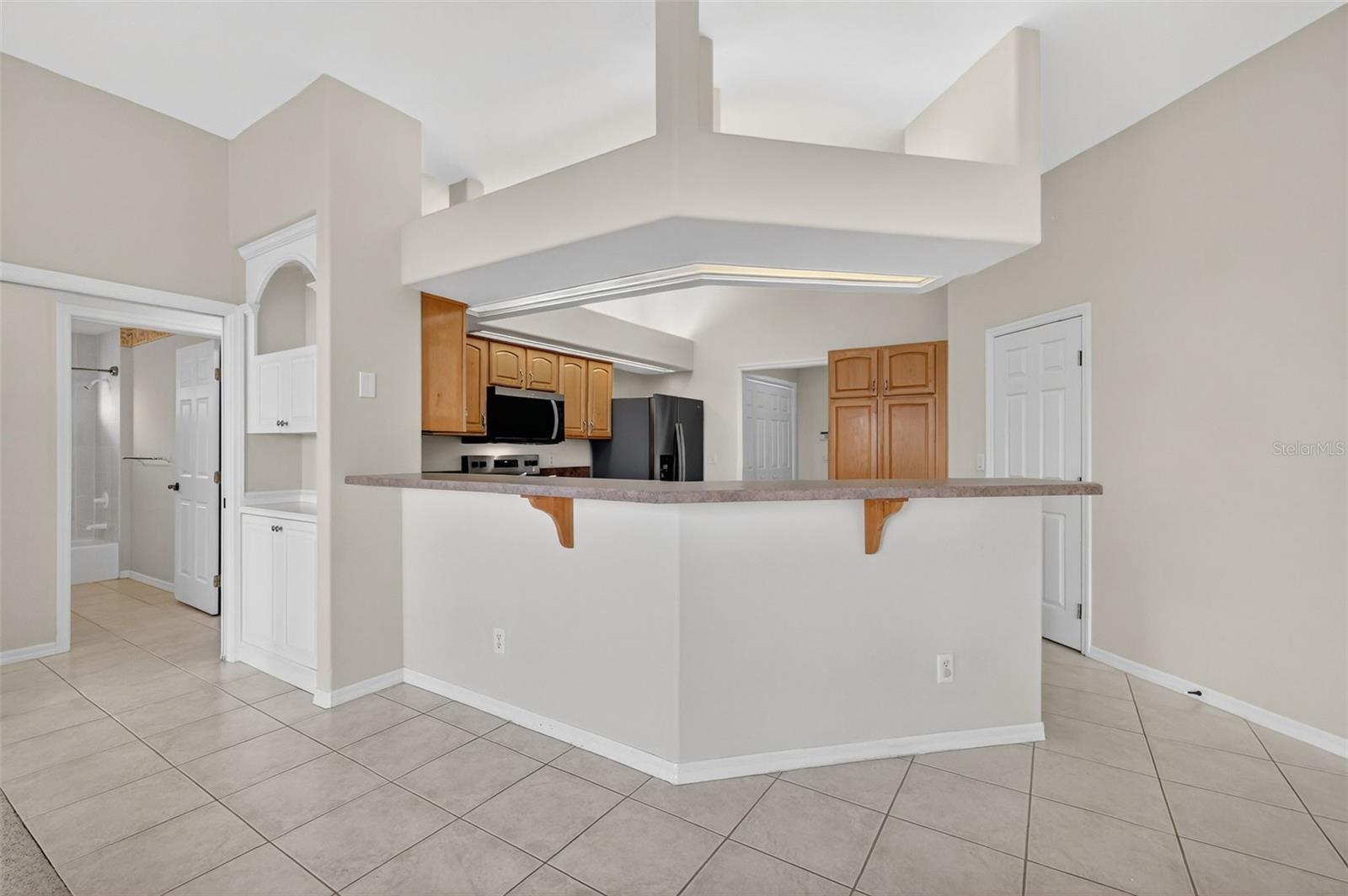 Image 23 of 46 For 5524 Saddleback Court