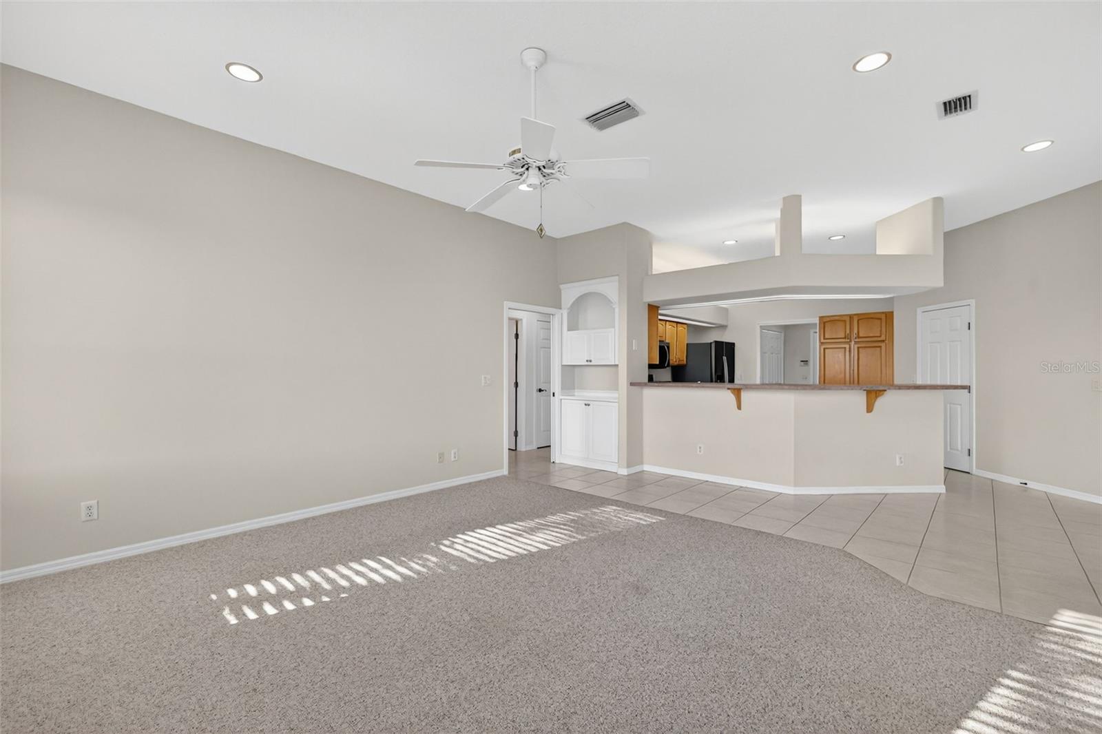 Image 25 of 46 For 5524 Saddleback Court