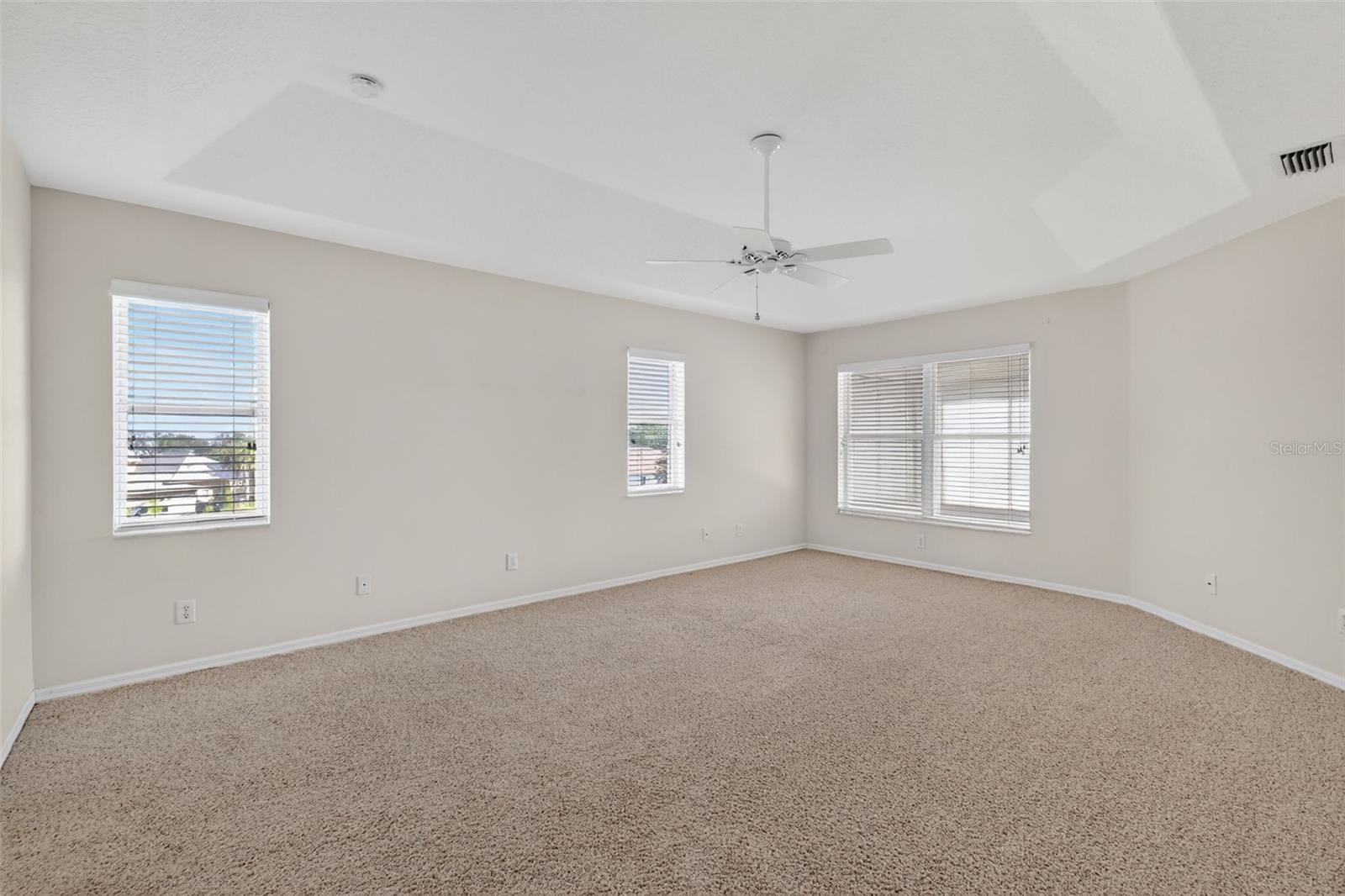 Image 27 of 46 For 5524 Saddleback Court