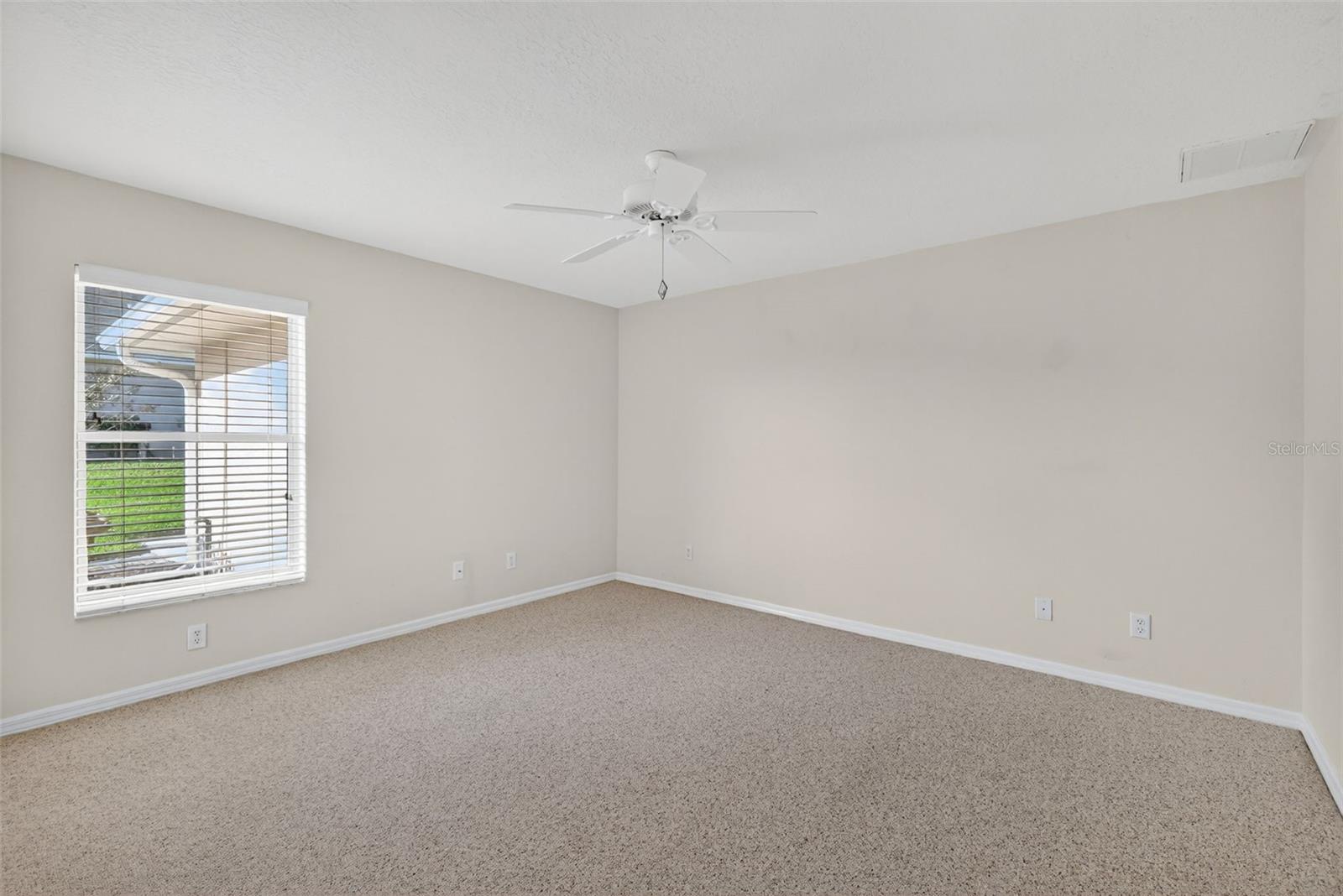 Image 32 of 46 For 5524 Saddleback Court