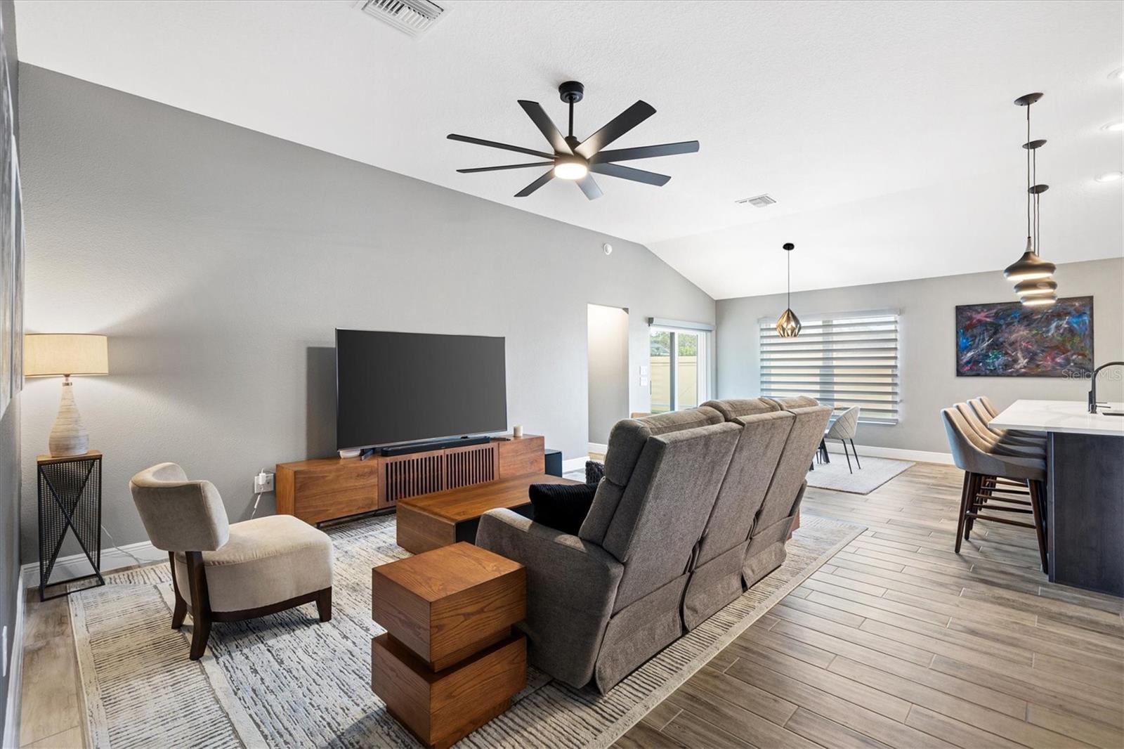 Image 11 of 42 For 3481 Vinas Place