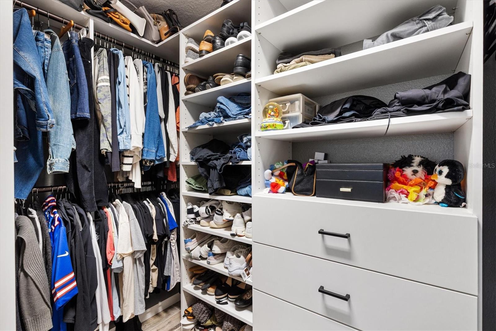 Image 19 of 42 For 3481 Vinas Place