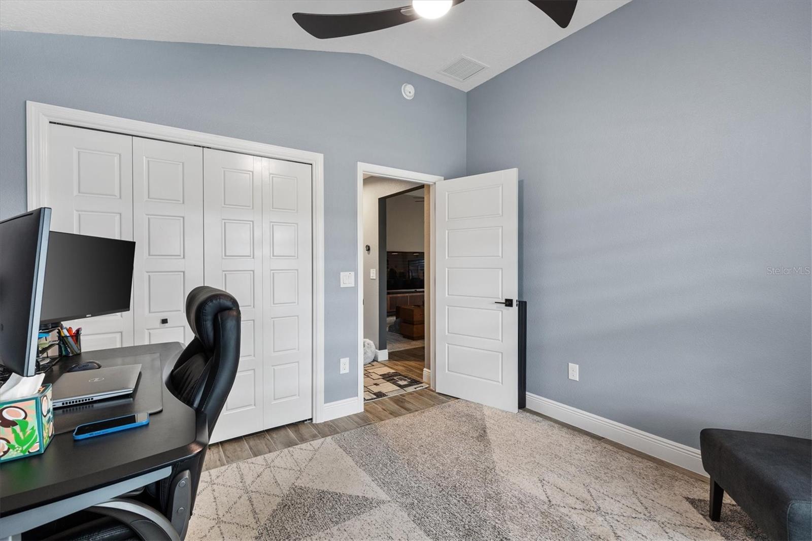 Image 23 of 42 For 3481 Vinas Place