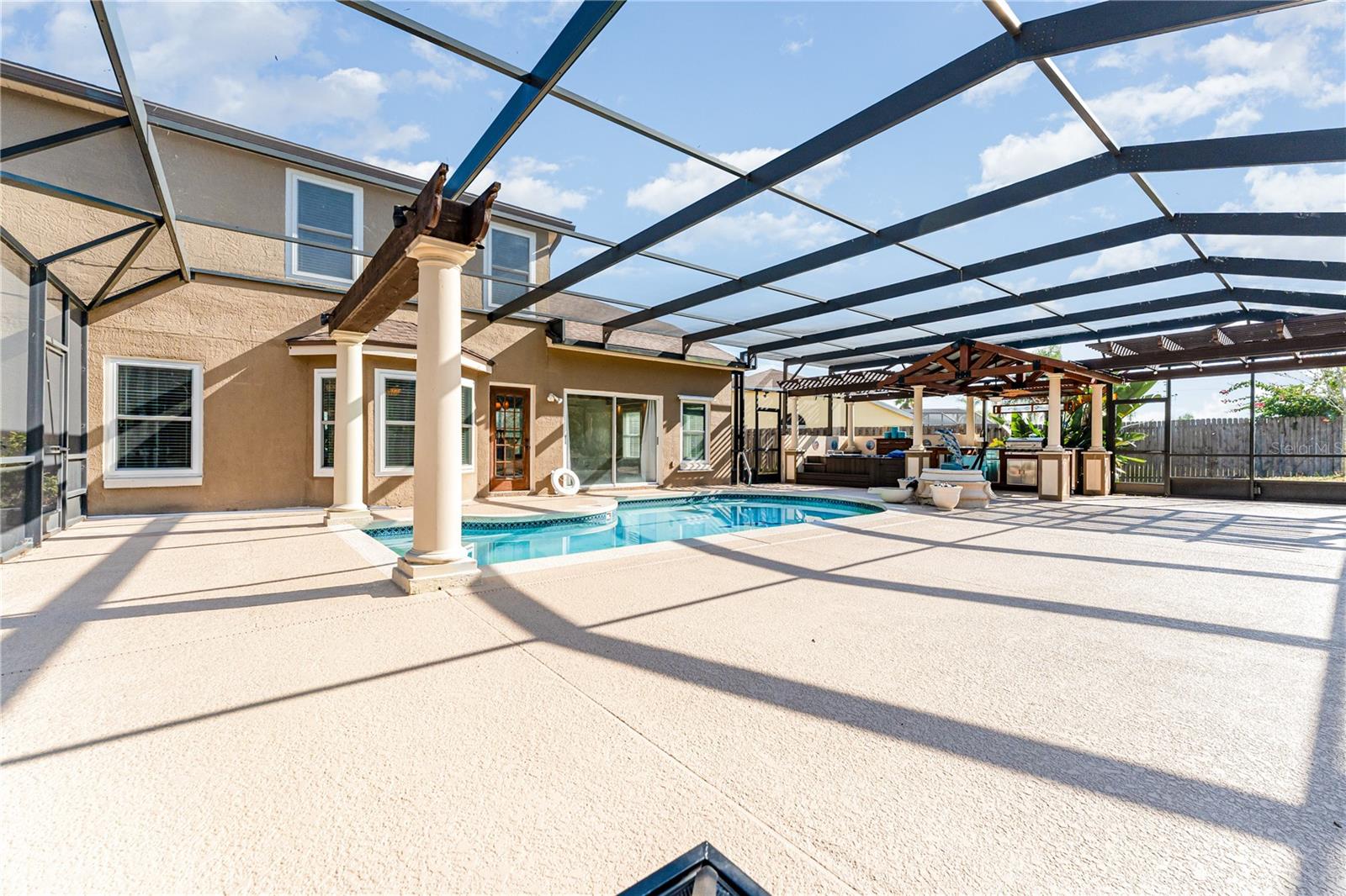 Image 16 of 20 For 2930 Pembridge Street