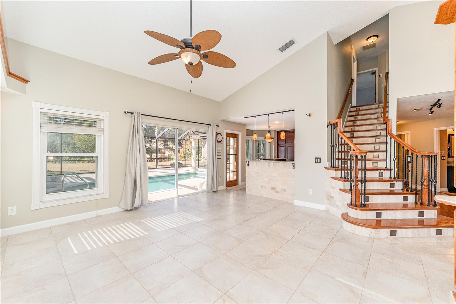 Image 5 of 20 For 2930 Pembridge Street